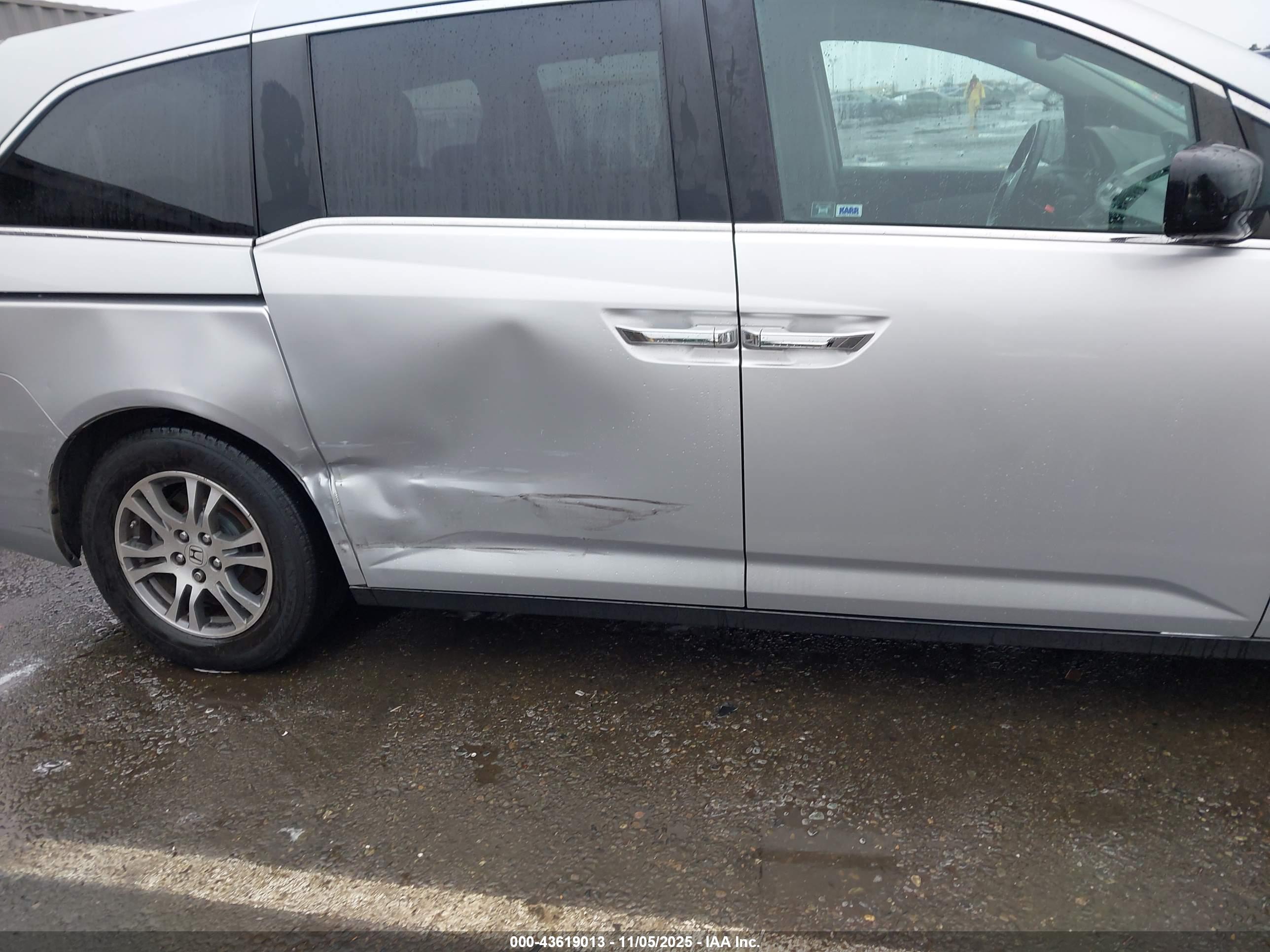 HONDA ODYSSEY image 6