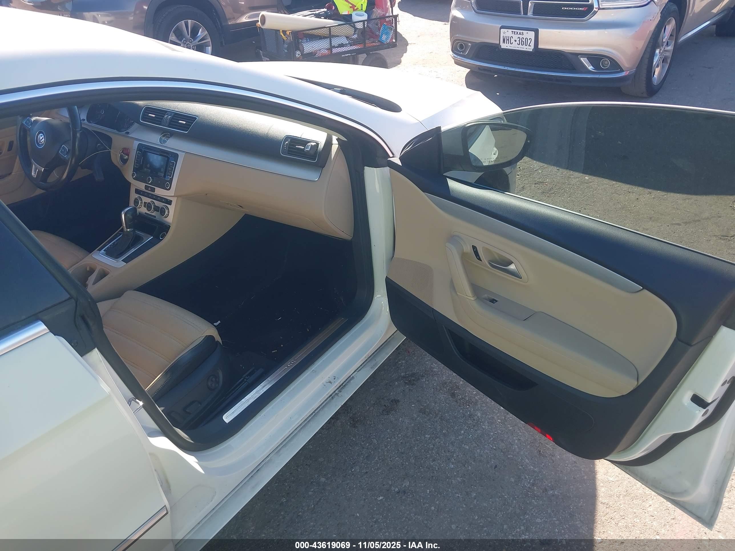 VOLKSWAGEN CC image 5
