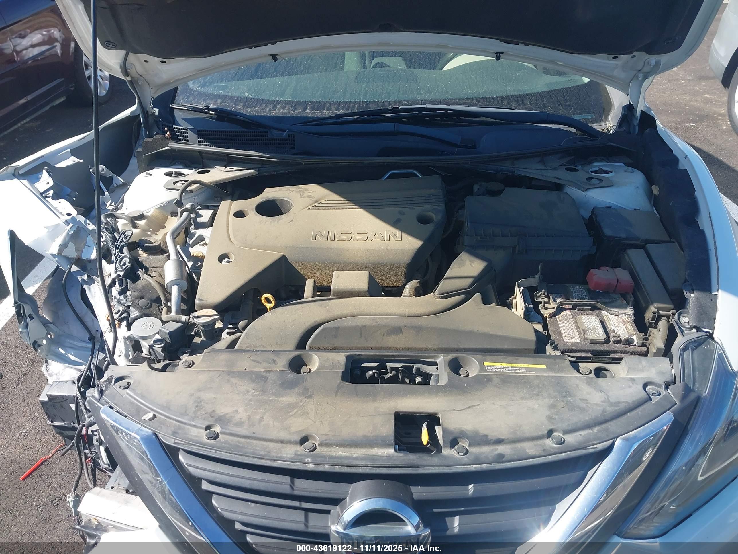 NISSAN ALTIMA image 10