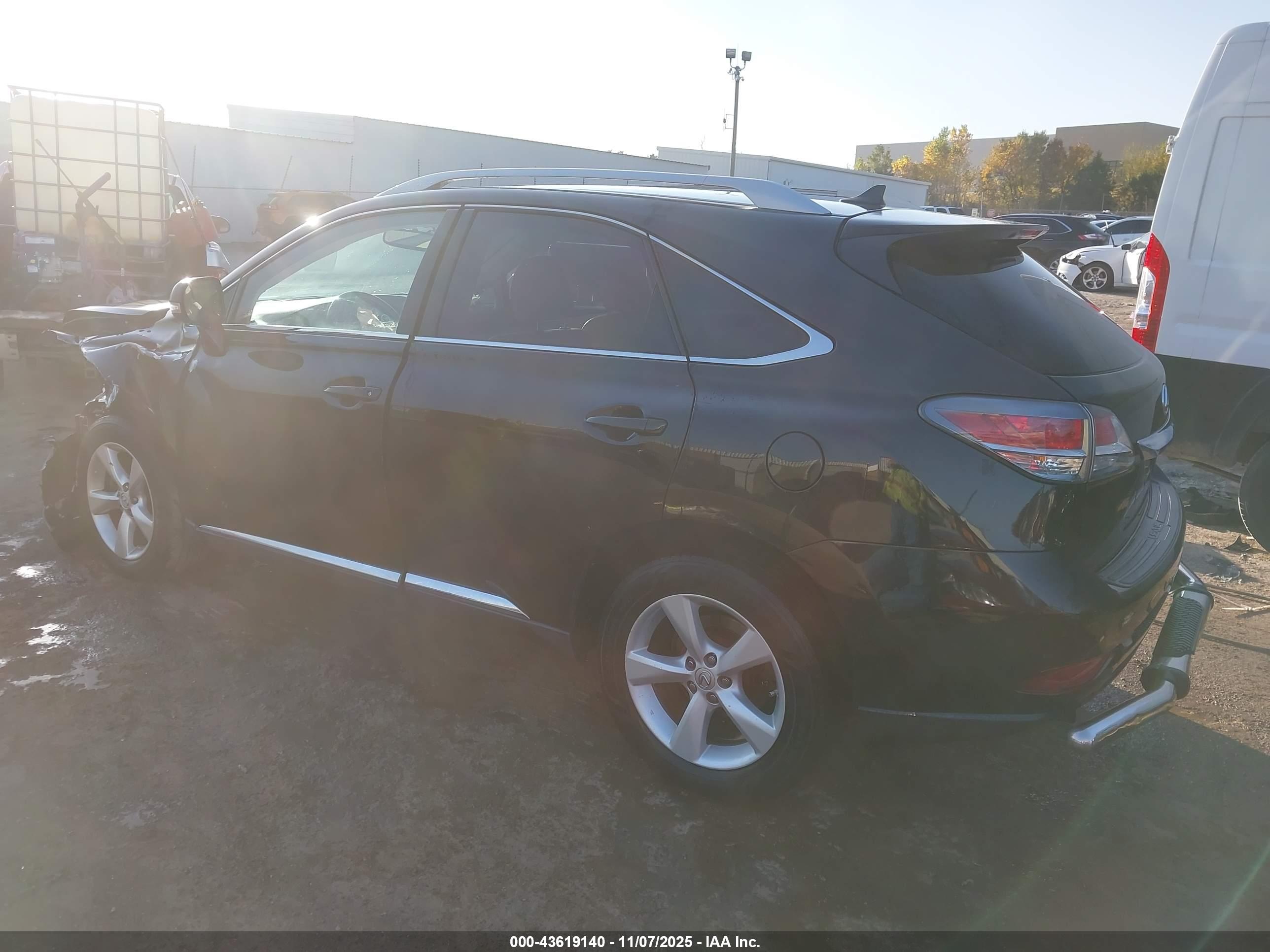 LEXUS RX image 3