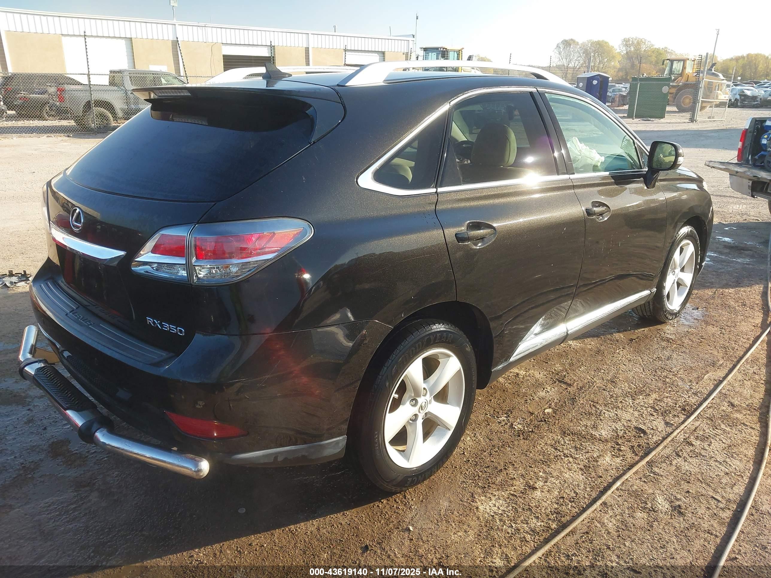 LEXUS RX image 4