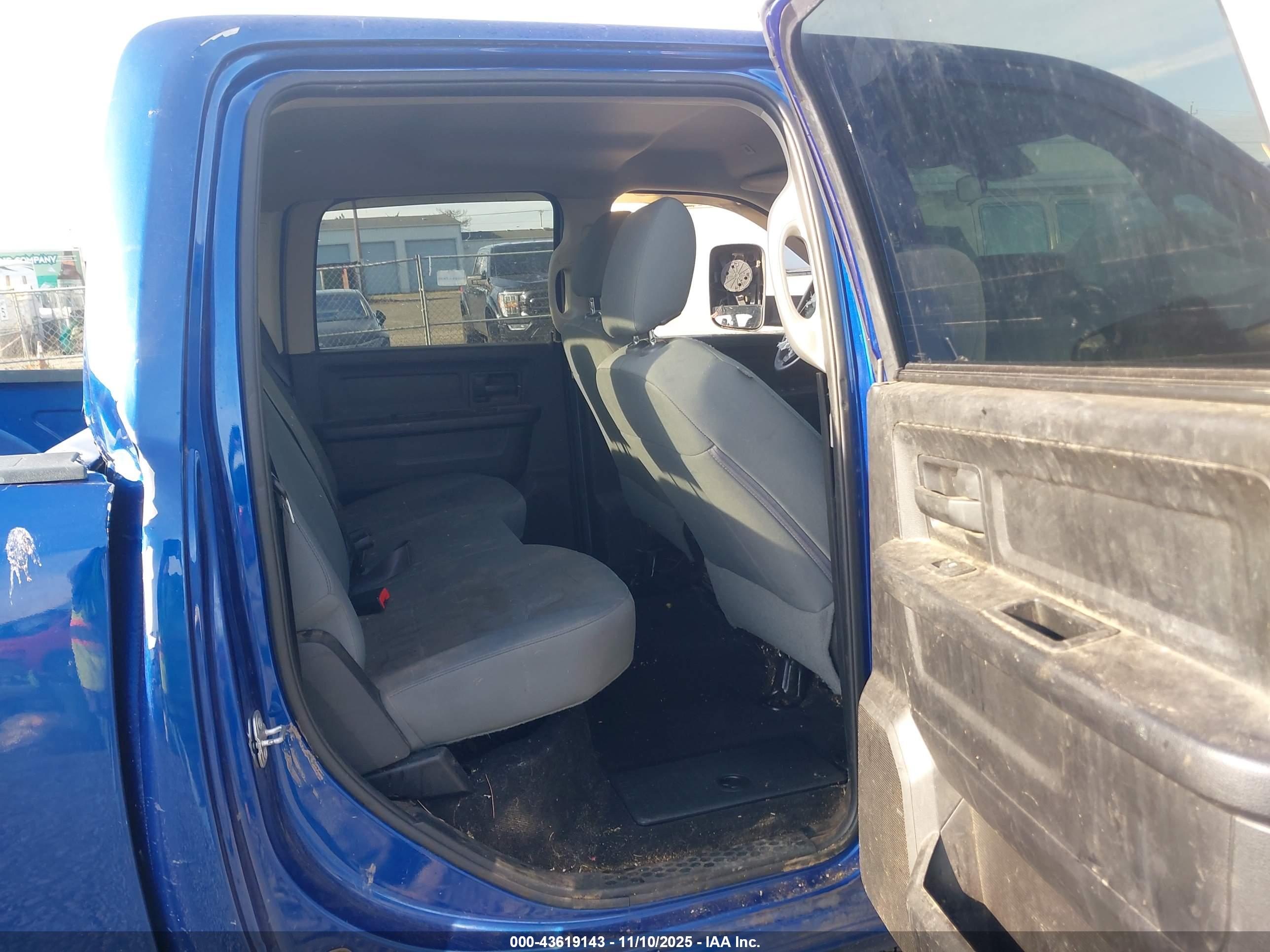 RAM 2500 image 8
