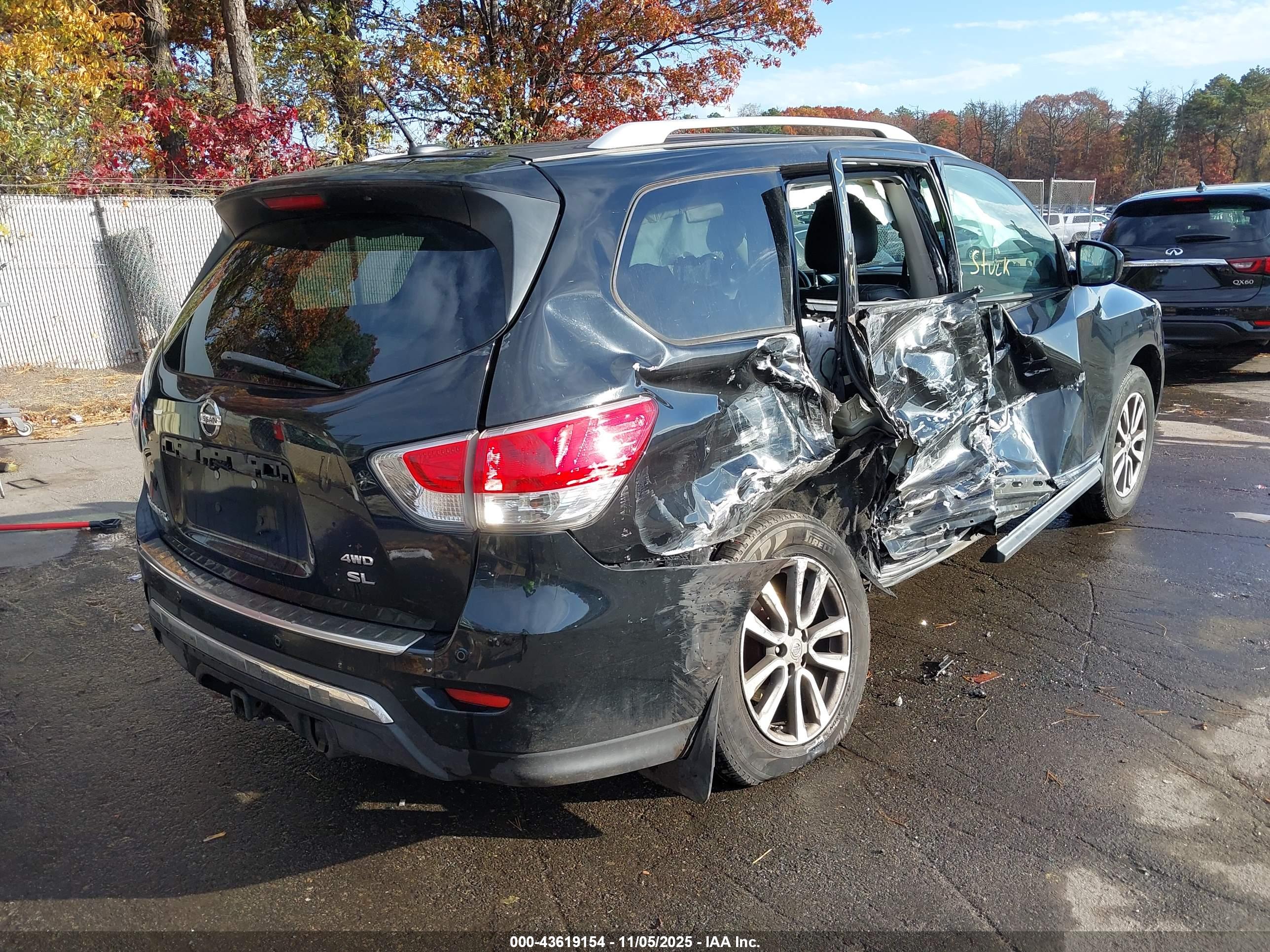 NISSAN PATHFINDER image 4