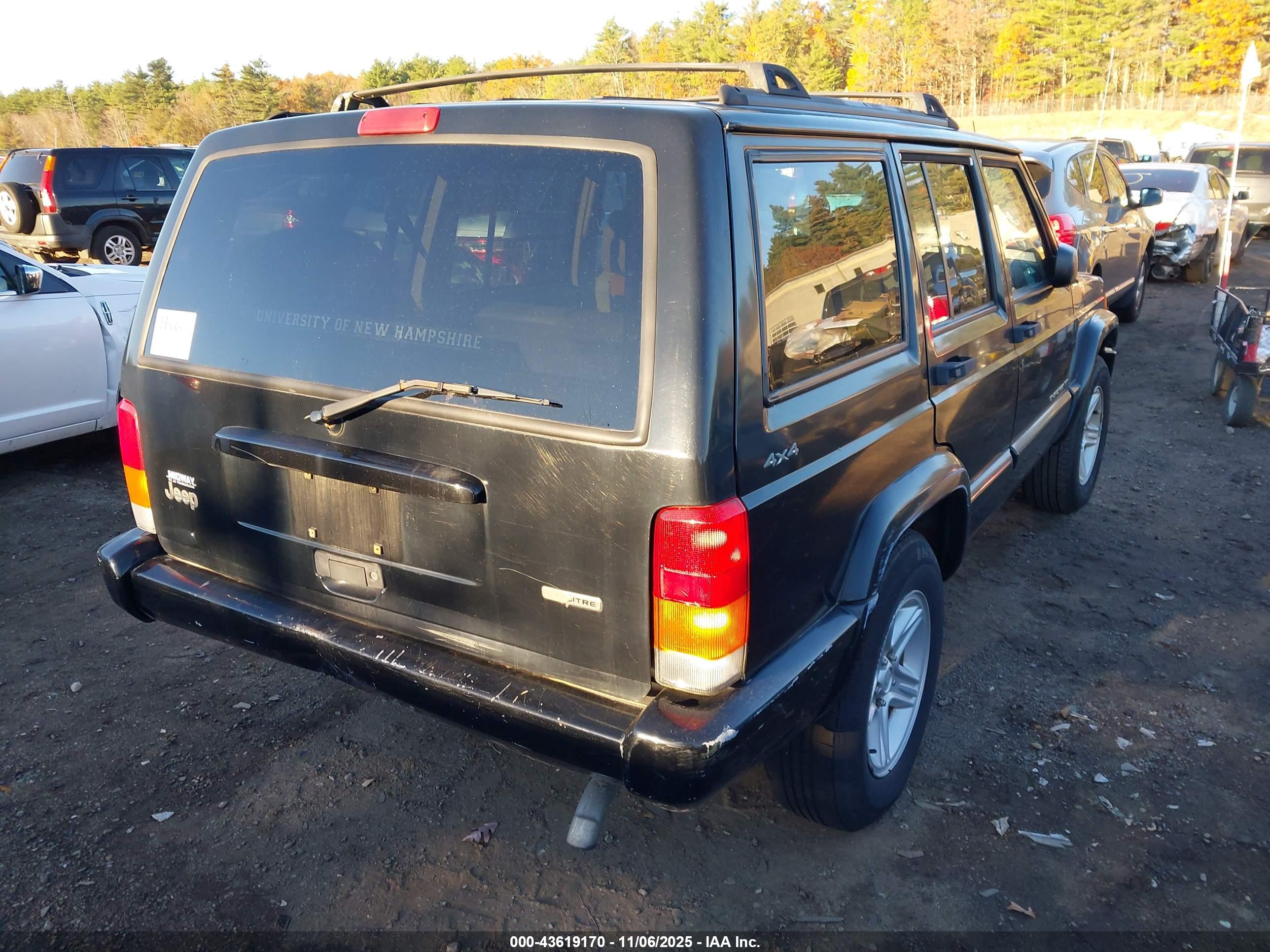 JEEP CHEROKEE image 4