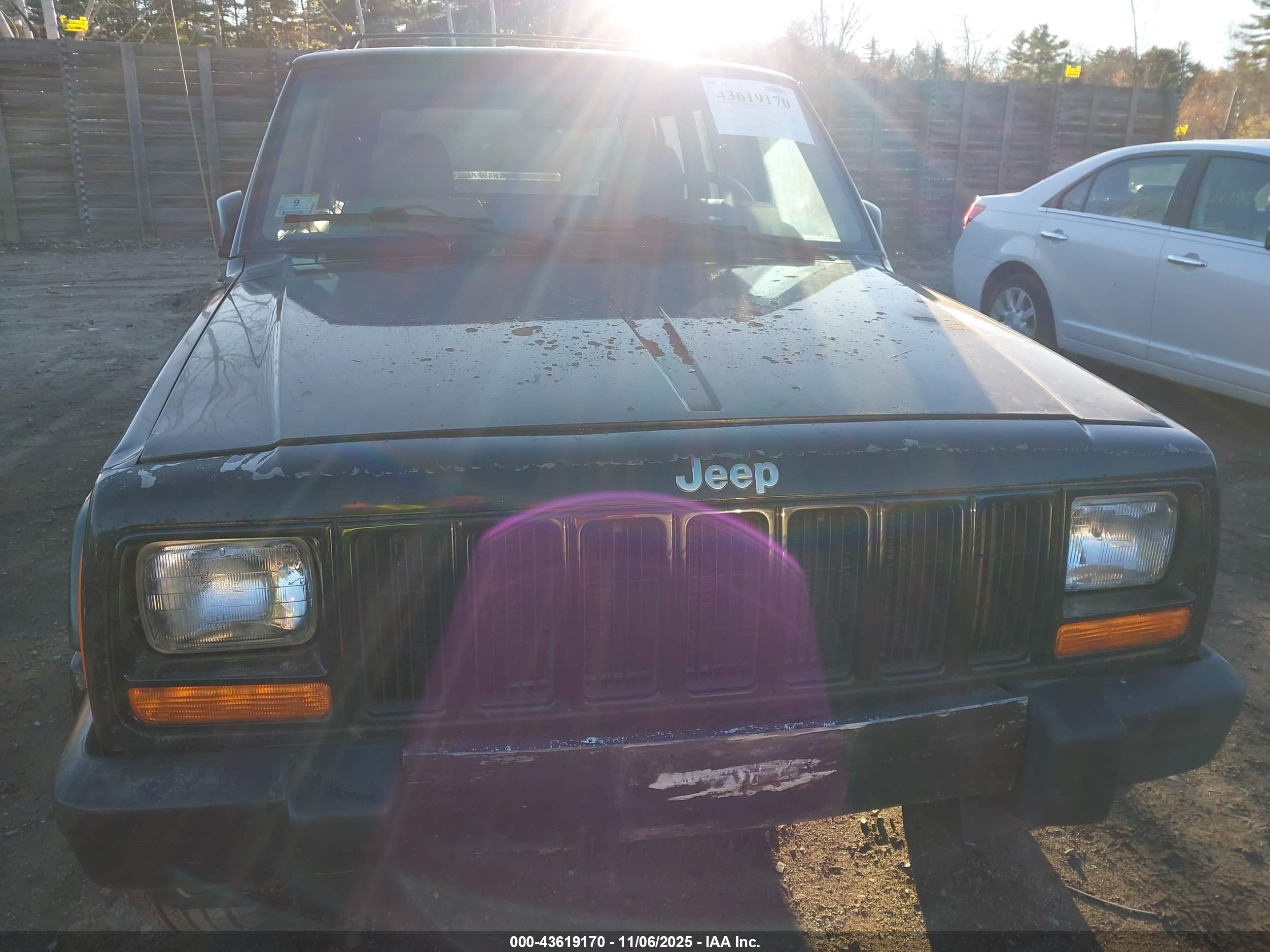 JEEP CHEROKEE image 6