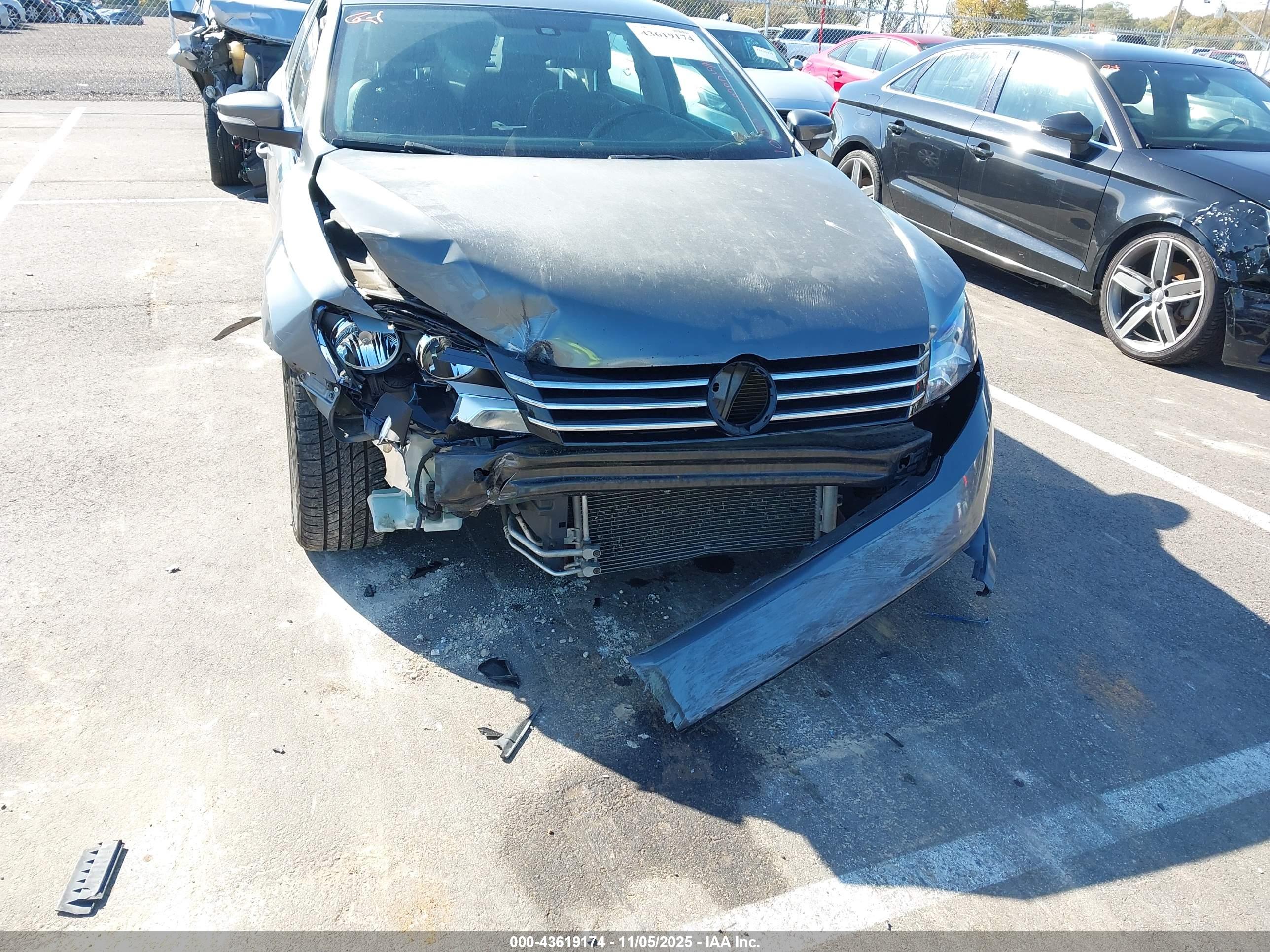 VOLKSWAGEN PASSAT image 6