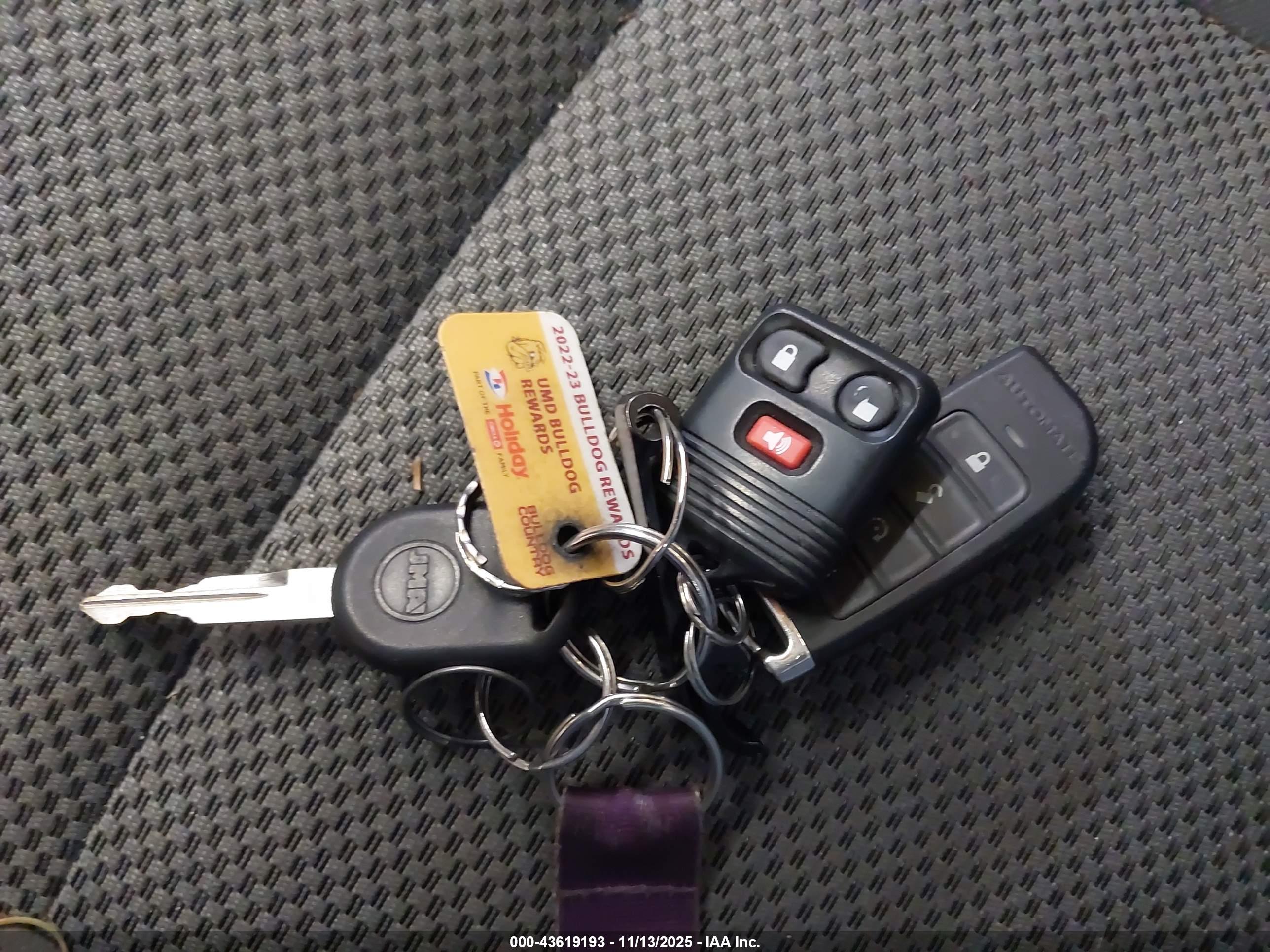 FORD ESCAPE image 11