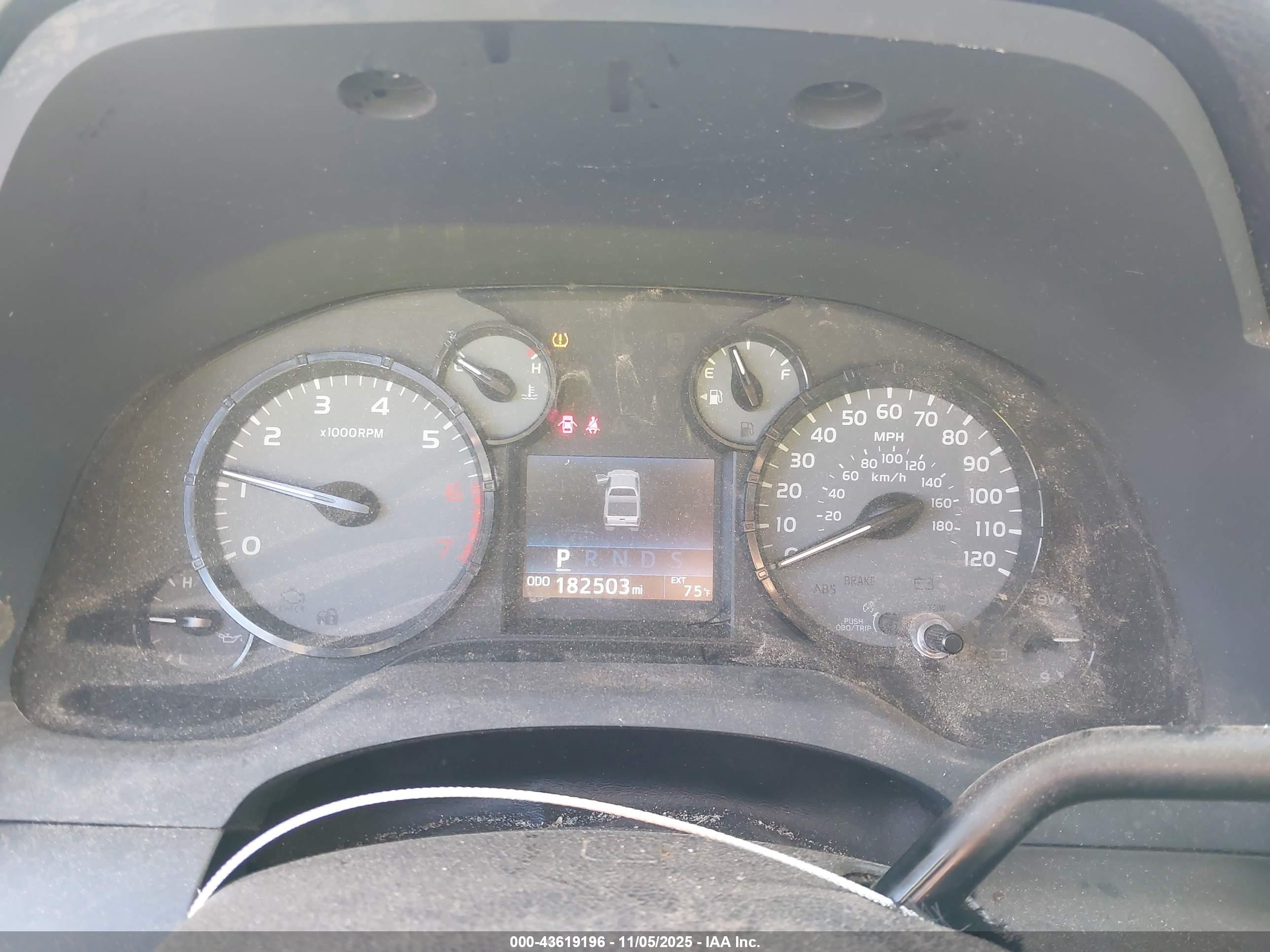 TOYOTA TUNDRA image 7