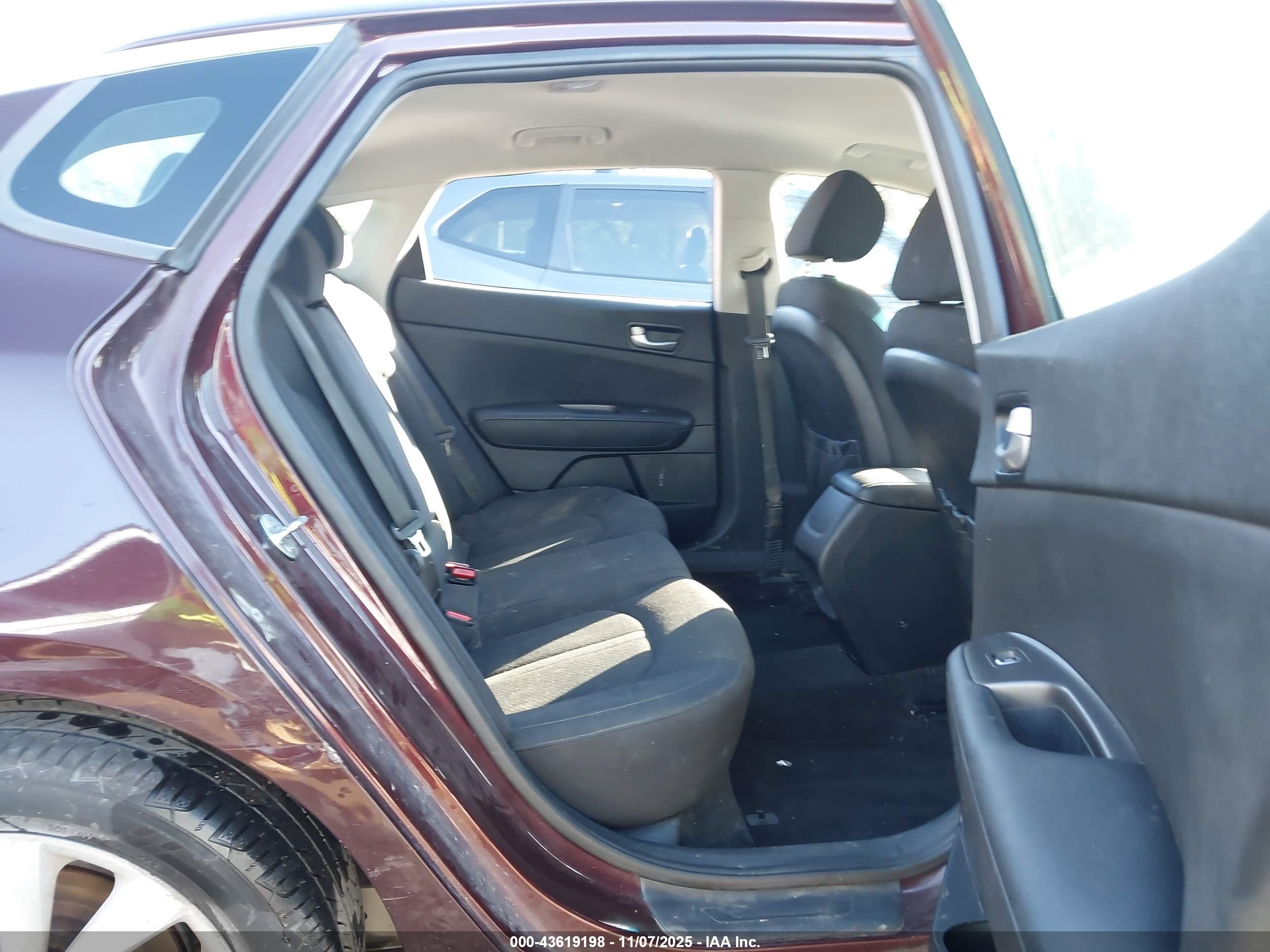 KIA OPTIMA image 8