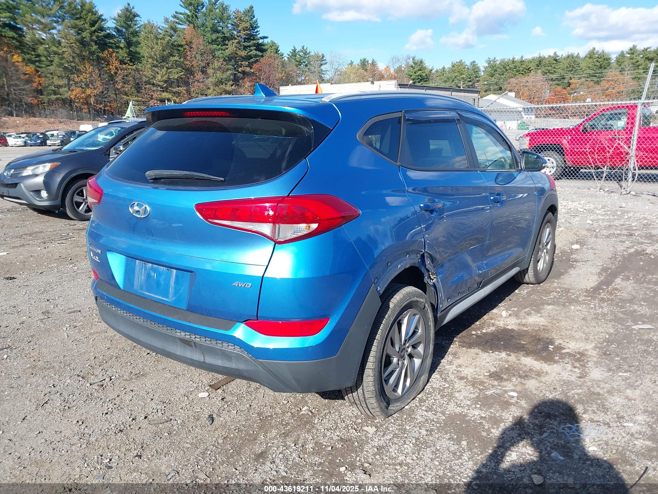 HYUNDAI TUCSON image 4