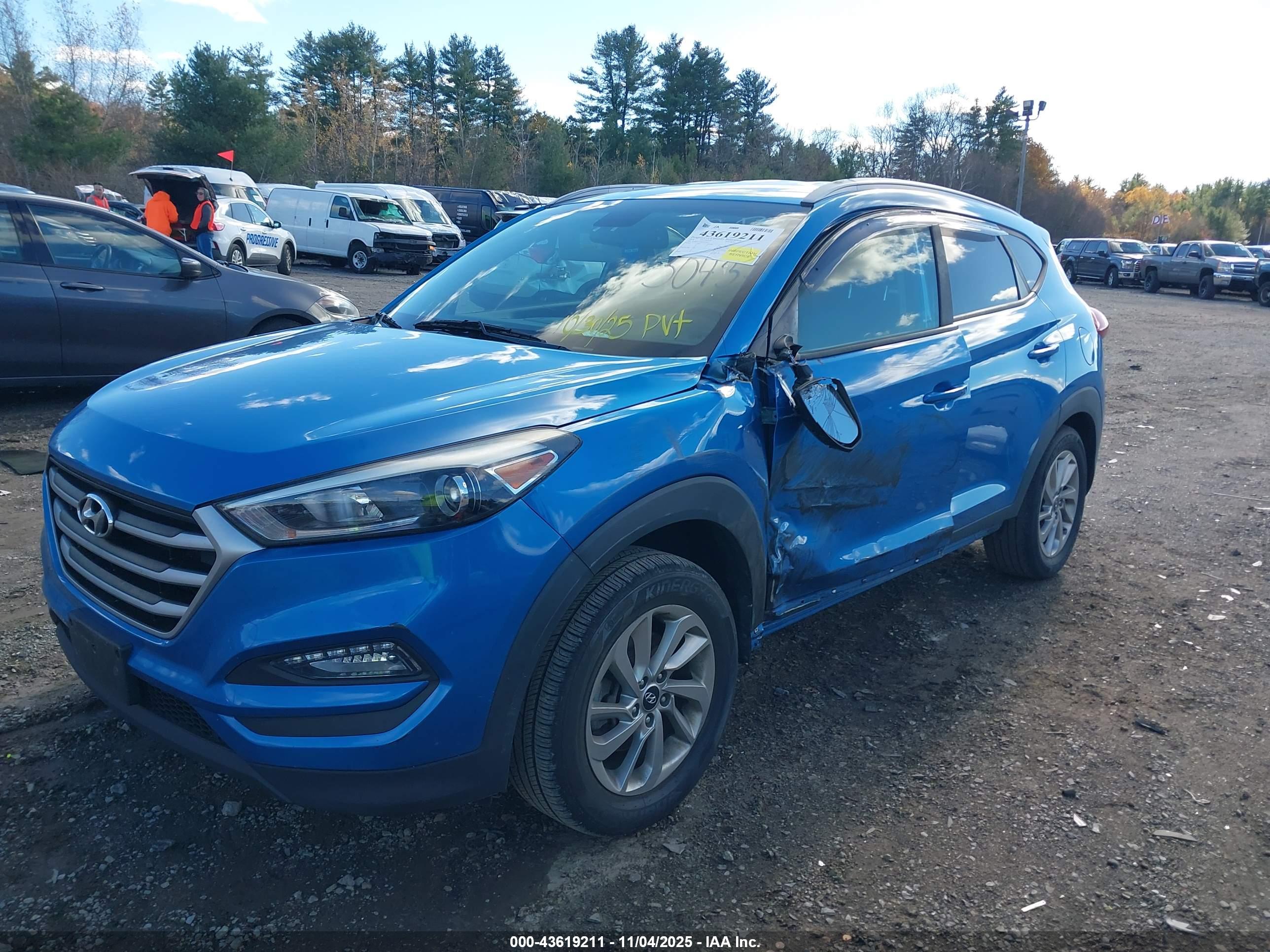 HYUNDAI TUCSON image 6