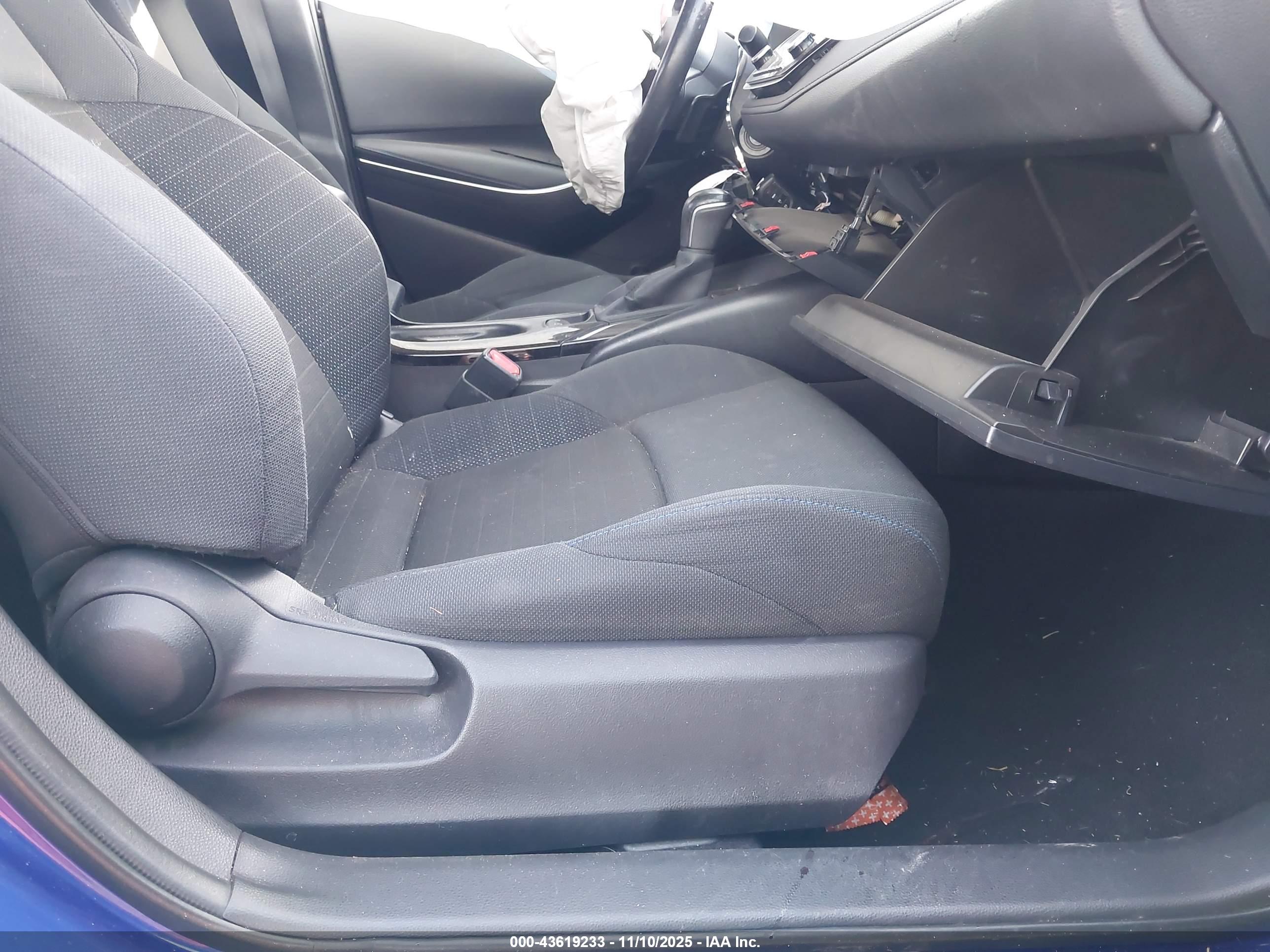 TOYOTA COROLLA image 5