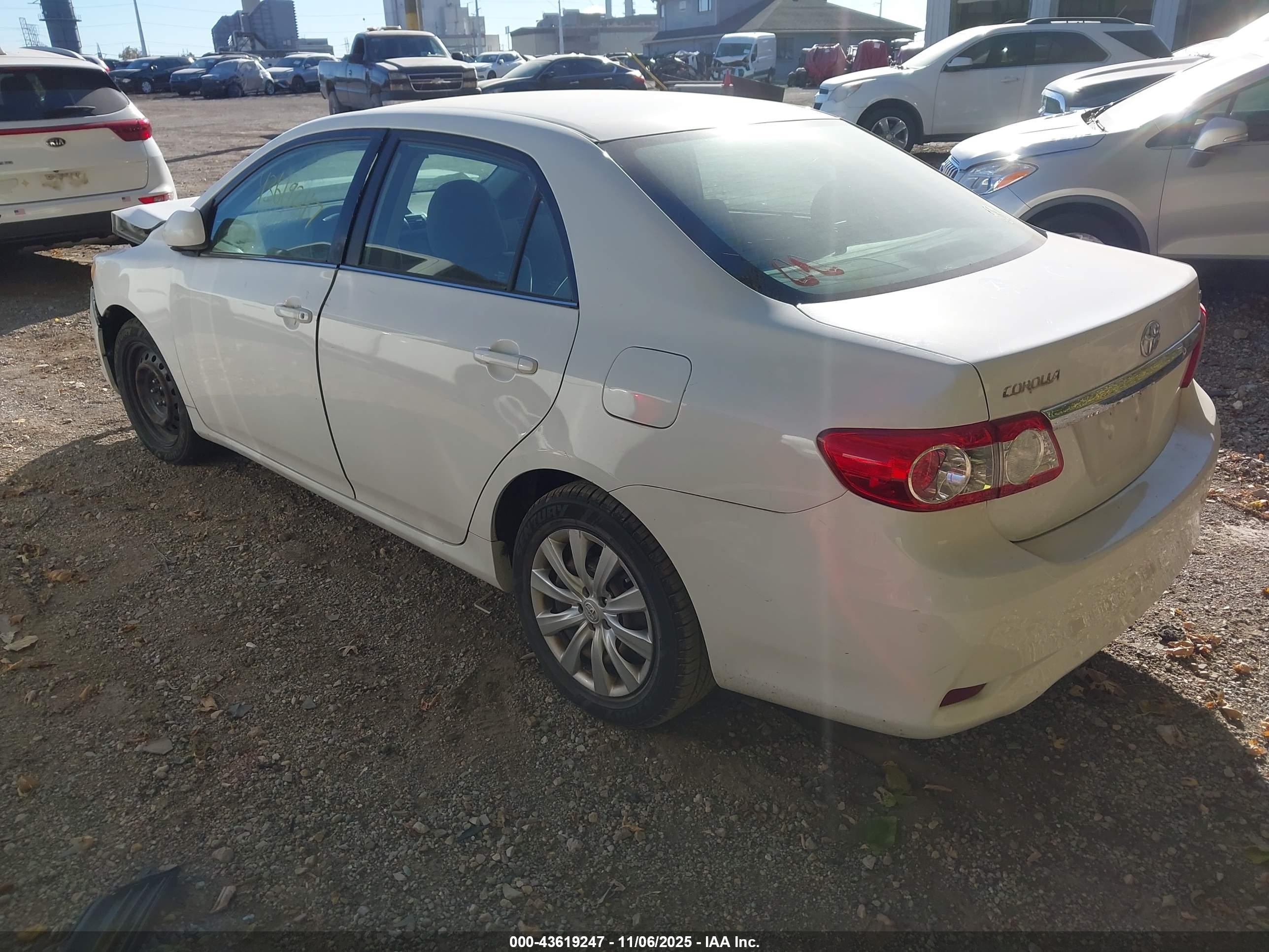 TOYOTA COROLLA image 3