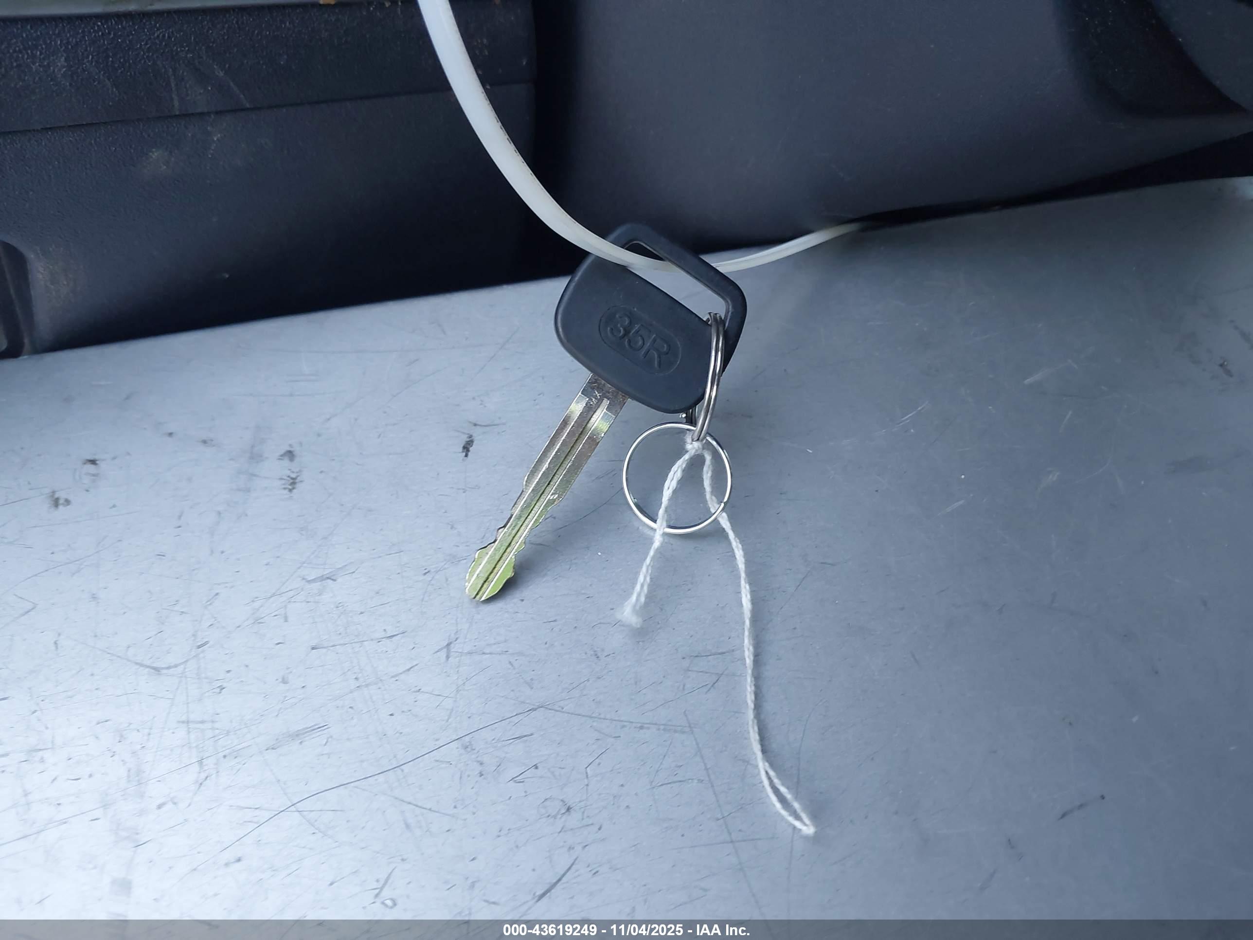 SCION XB image 11