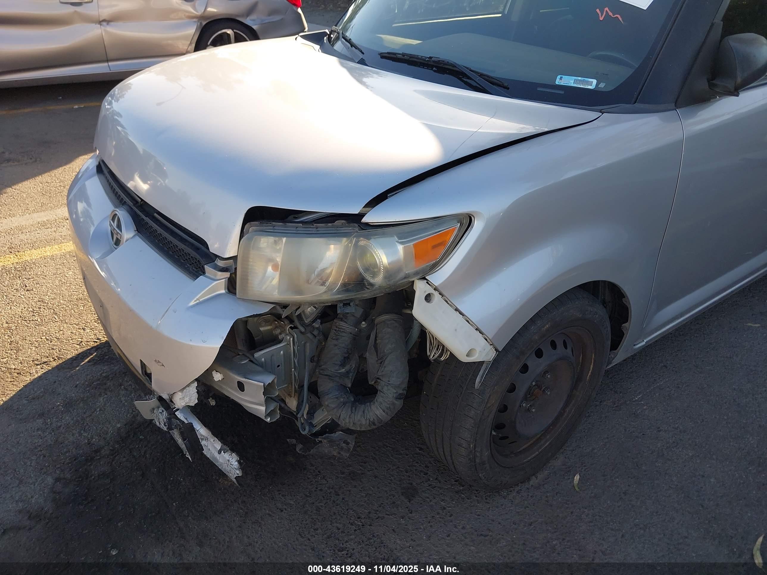 SCION XB image 6