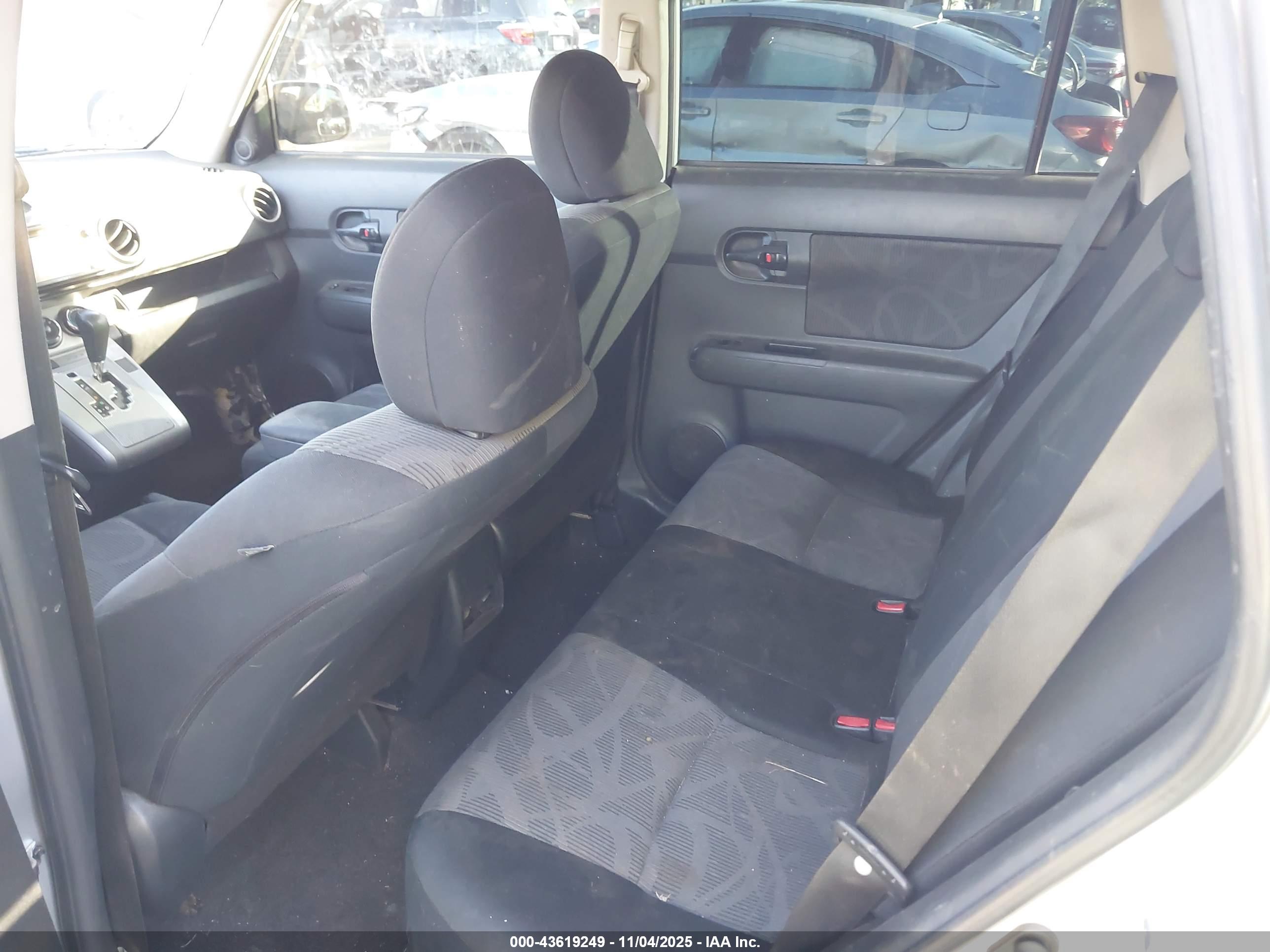 SCION XB image 8