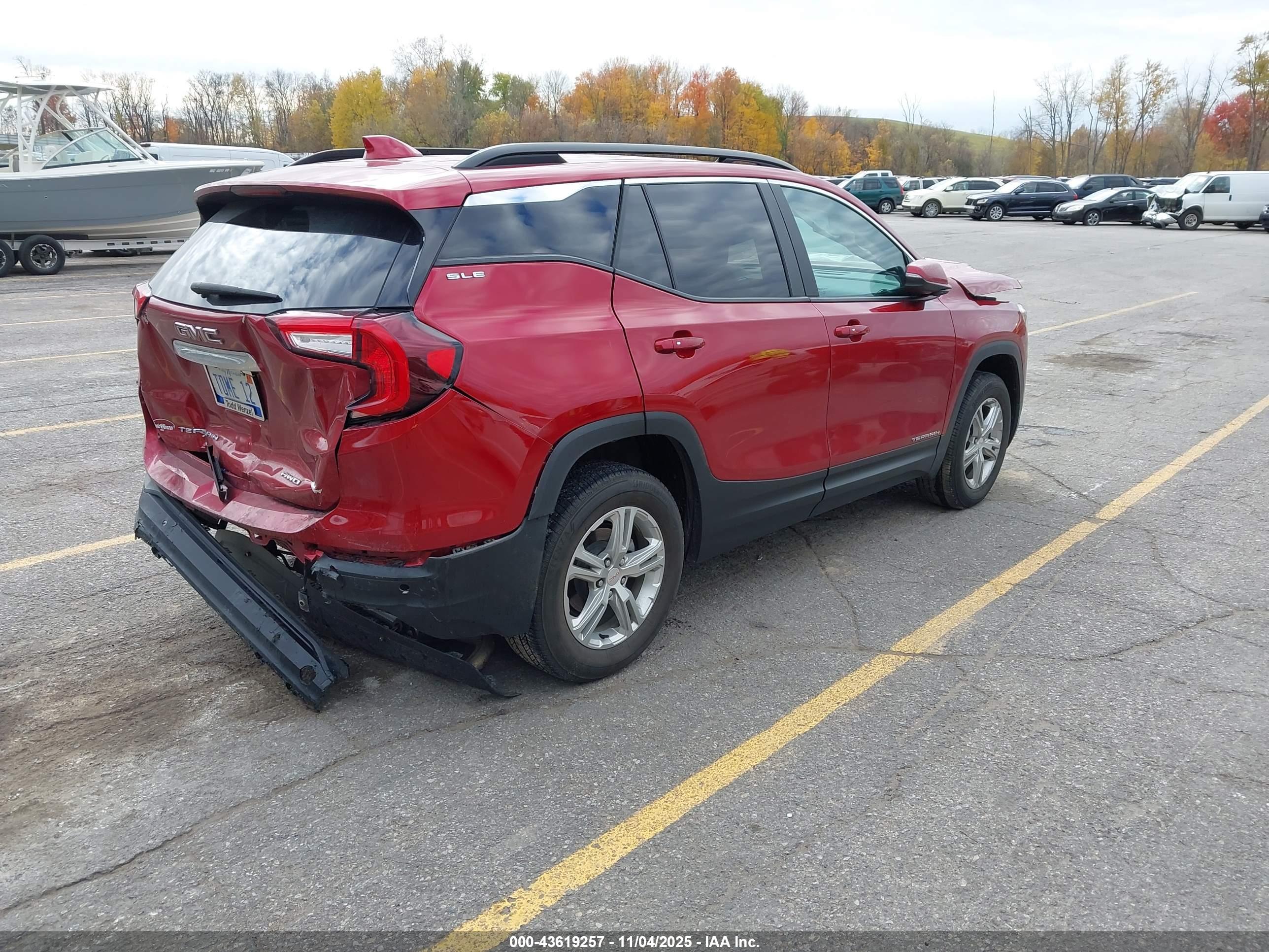 GMC TERRAIN image 4