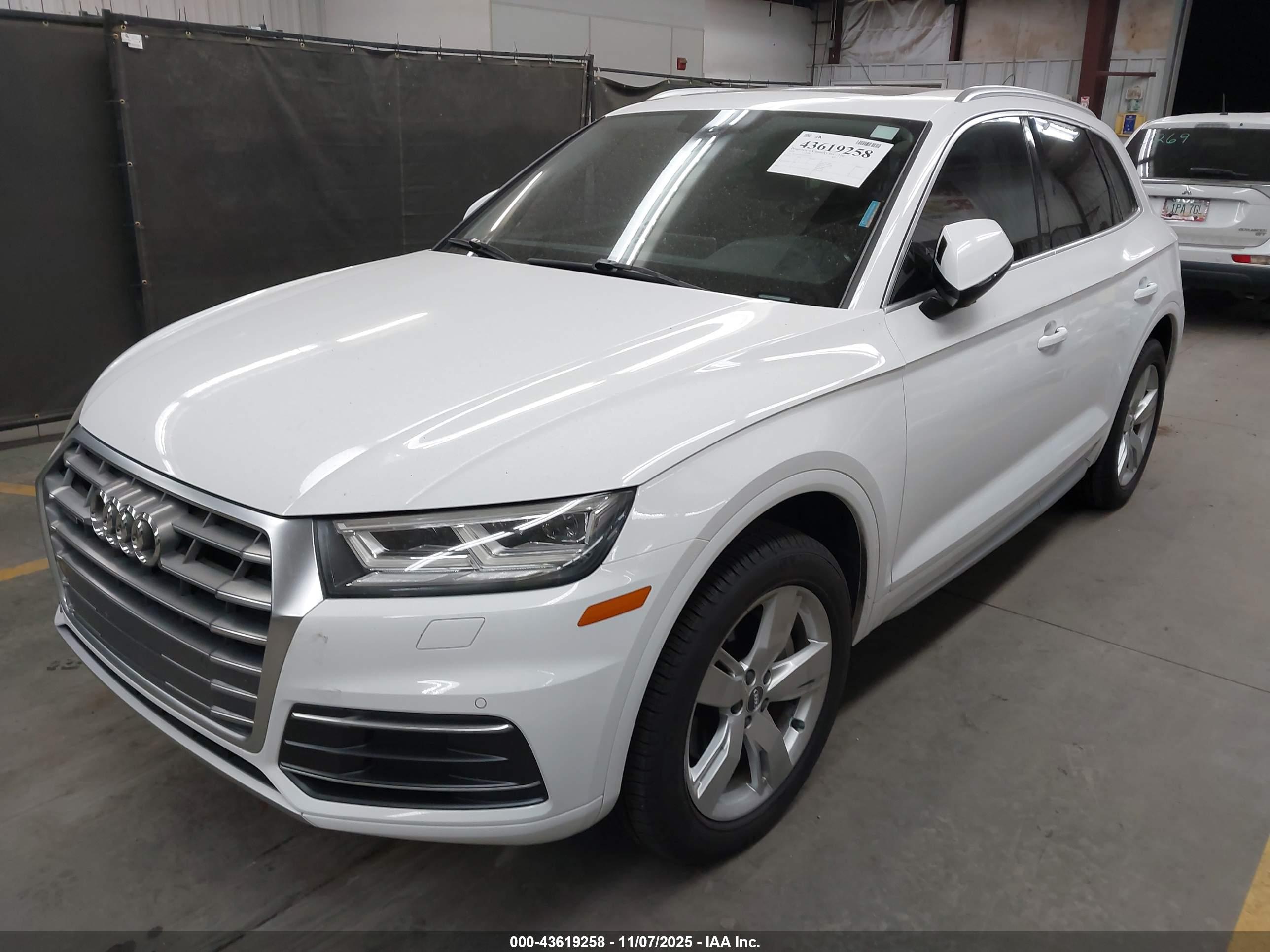 AUDI Q5 image 2