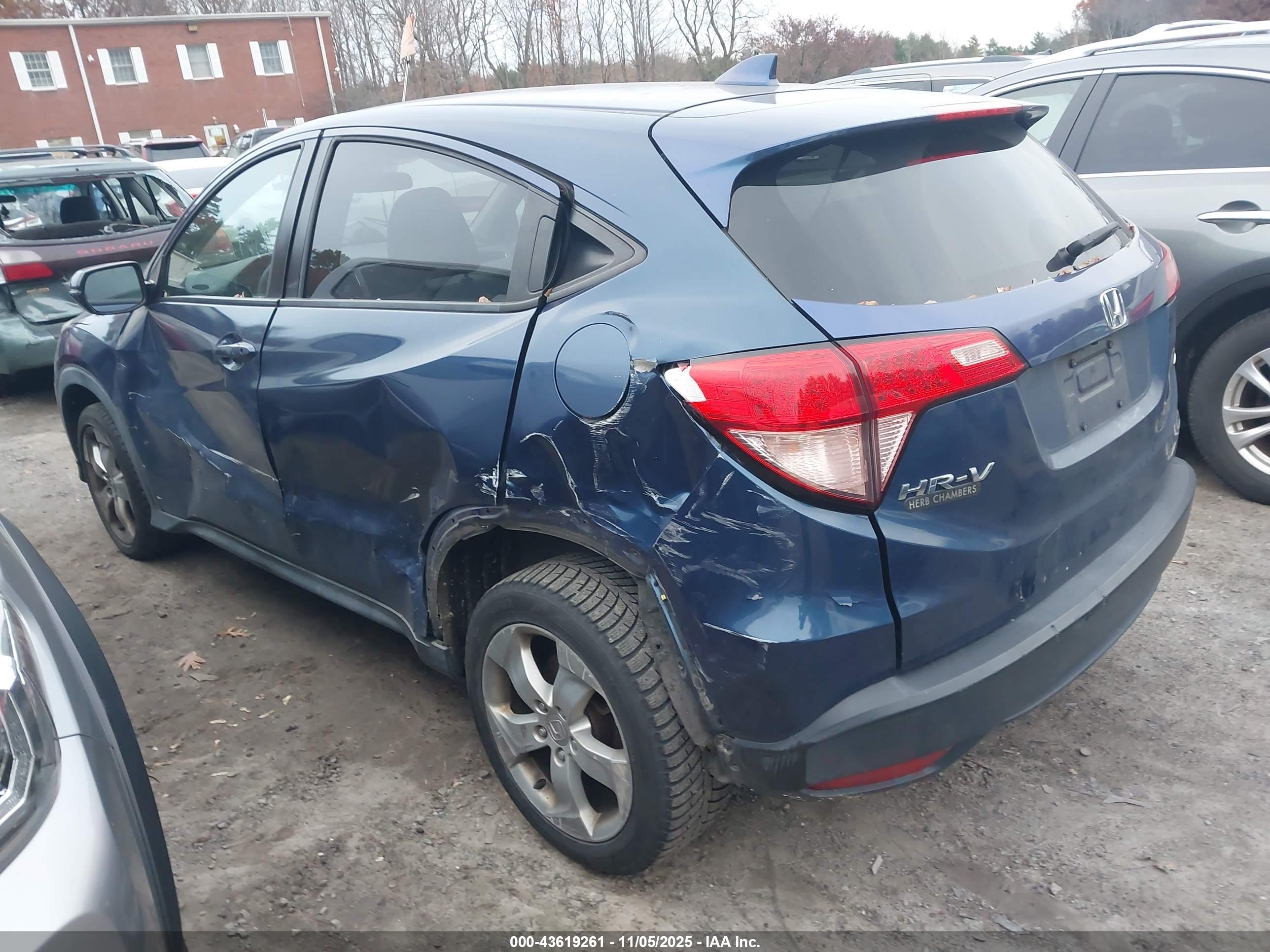 HONDA HR-V image 3