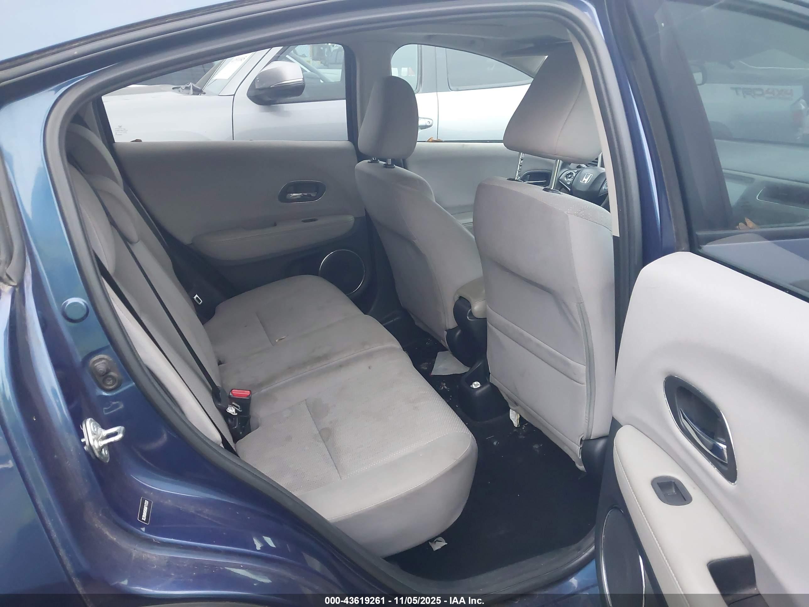 HONDA HR-V image 8