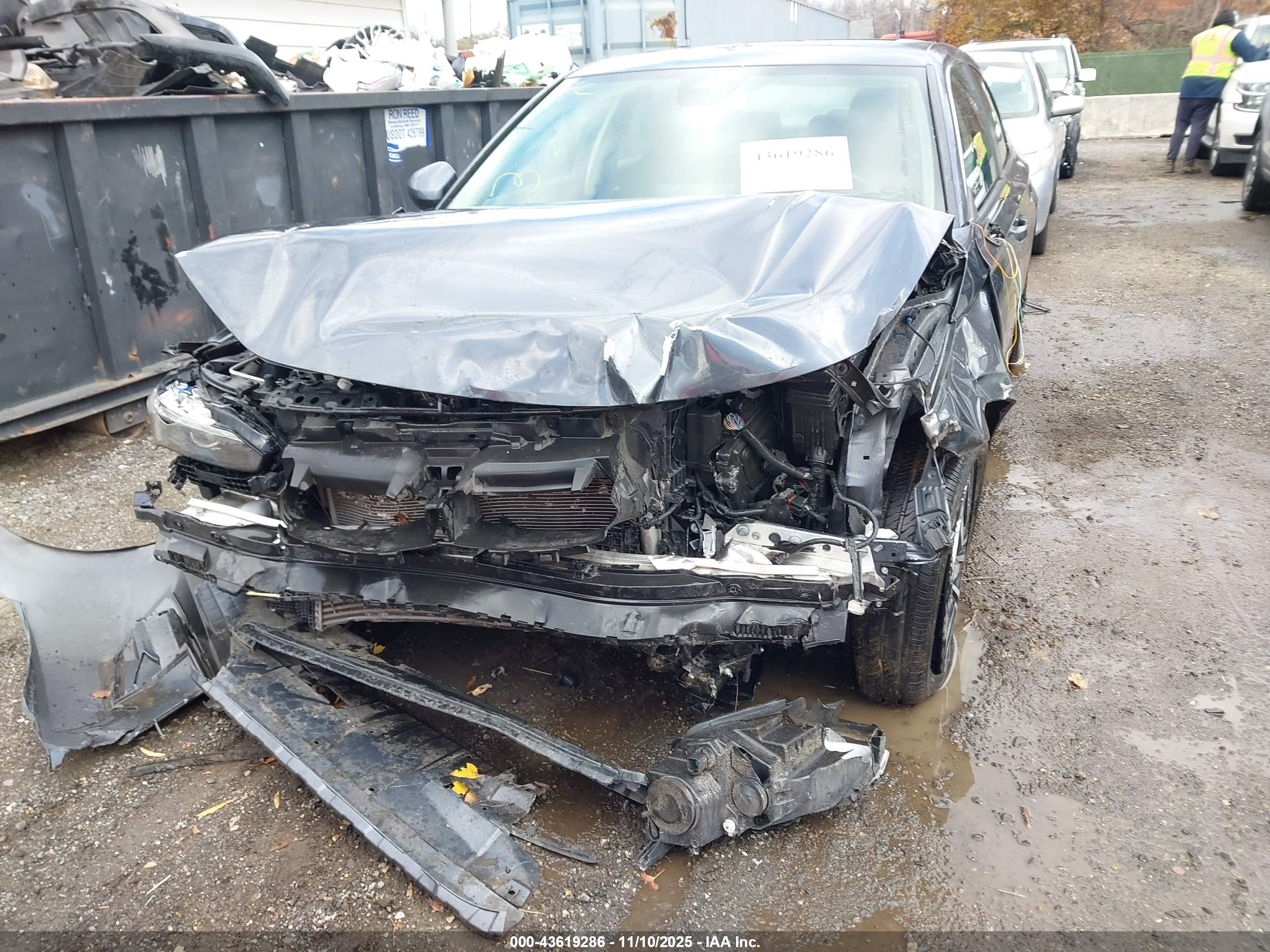 HONDA CIVIC image 6