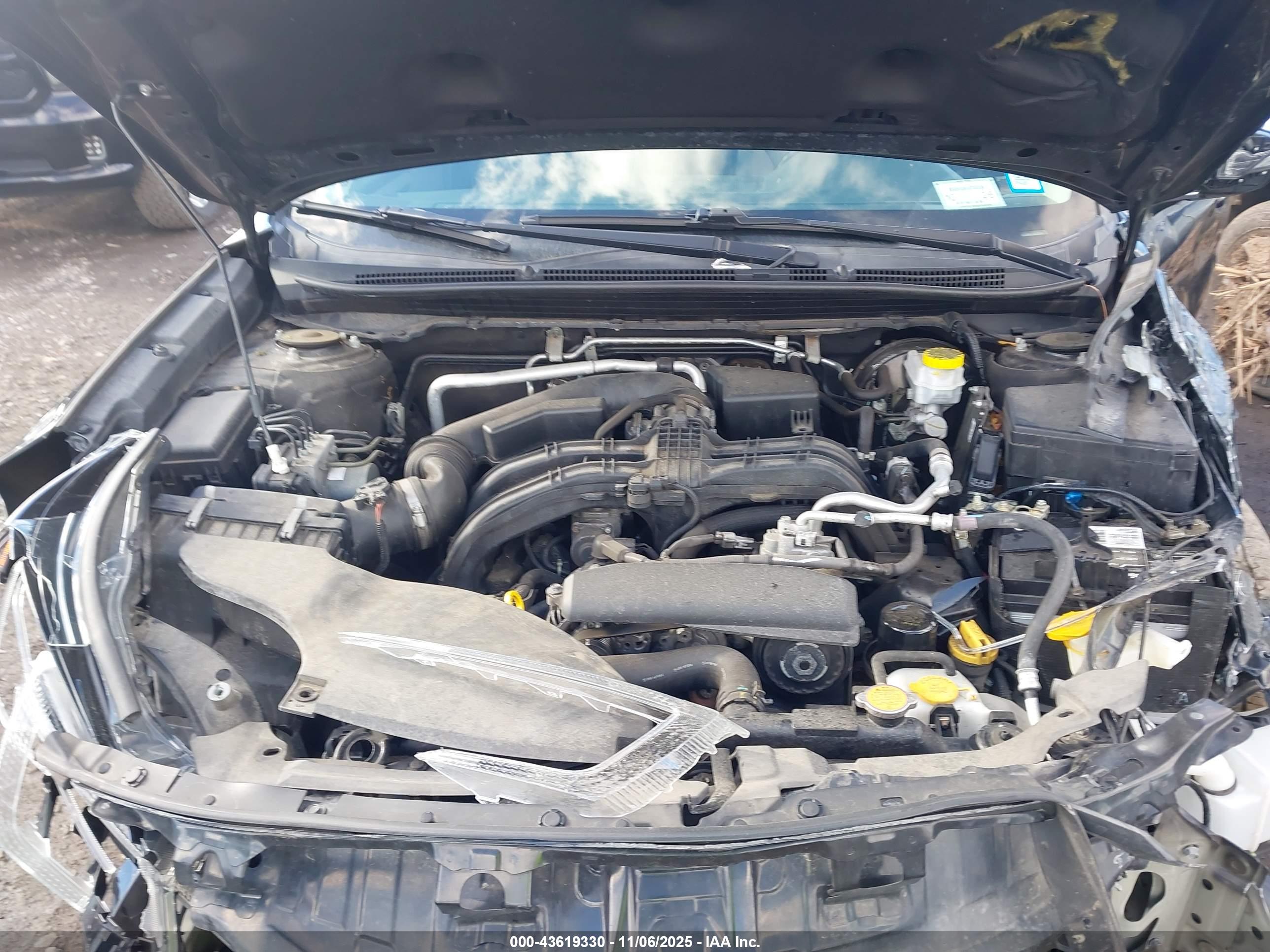SUBARU LEGACY image 10