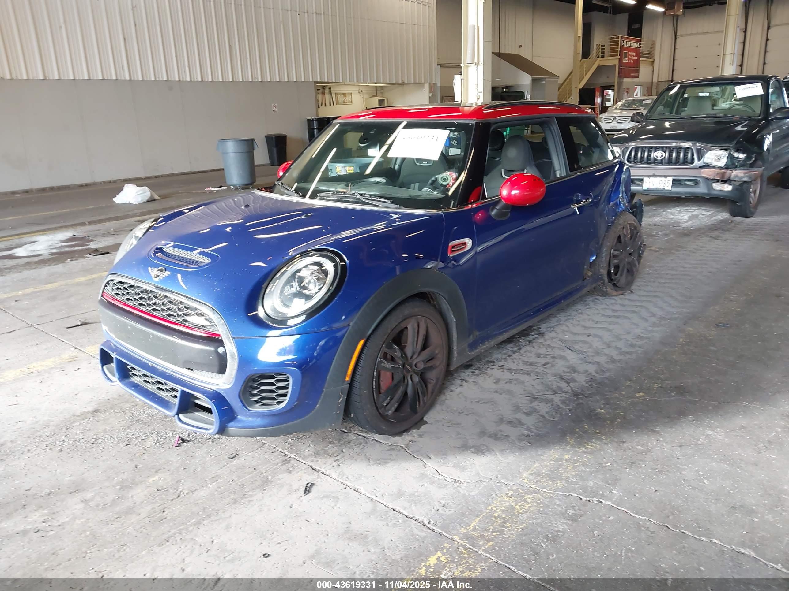 MINI HARDTOP image 2