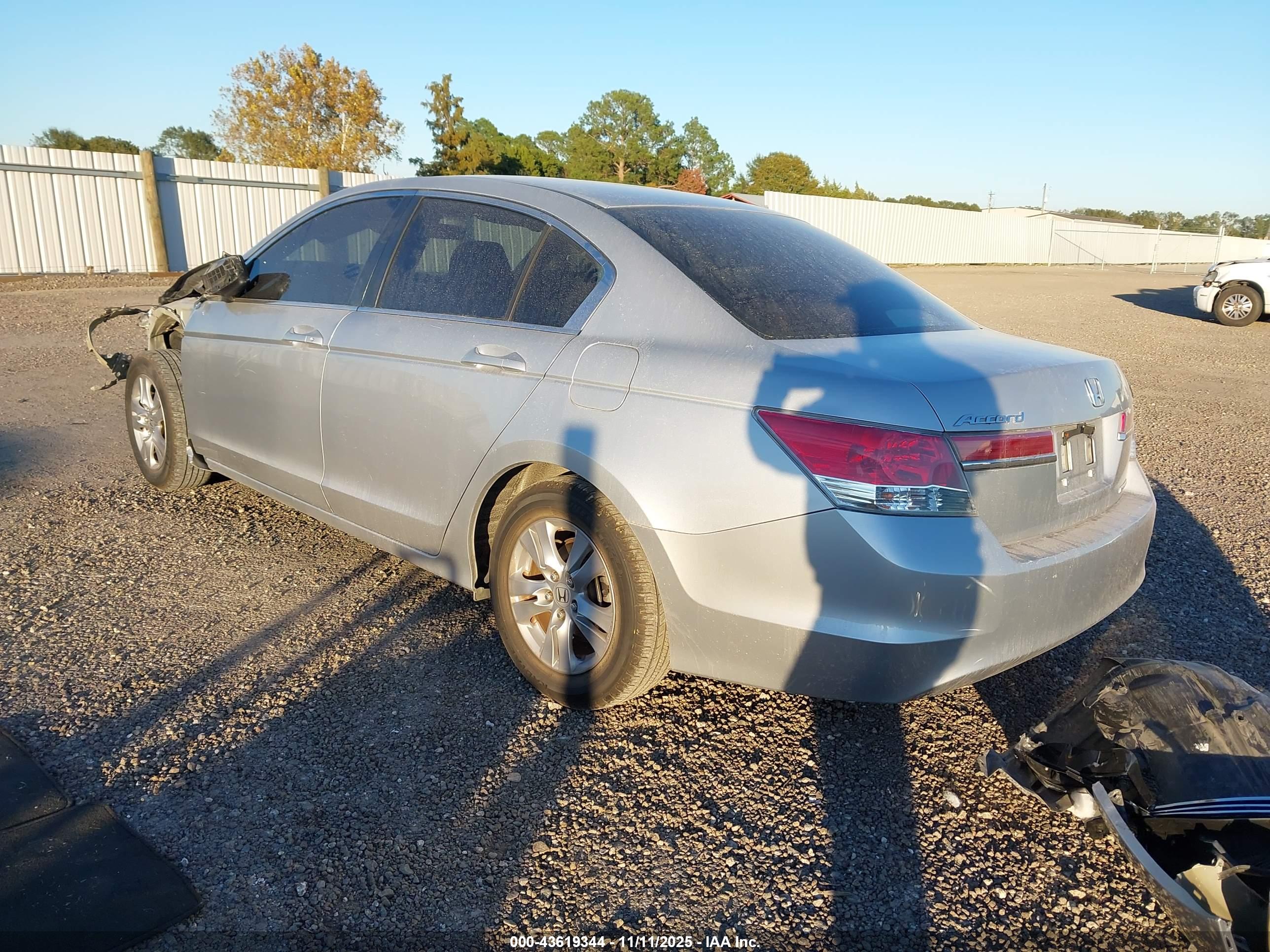 HONDA ACCORD image 3
