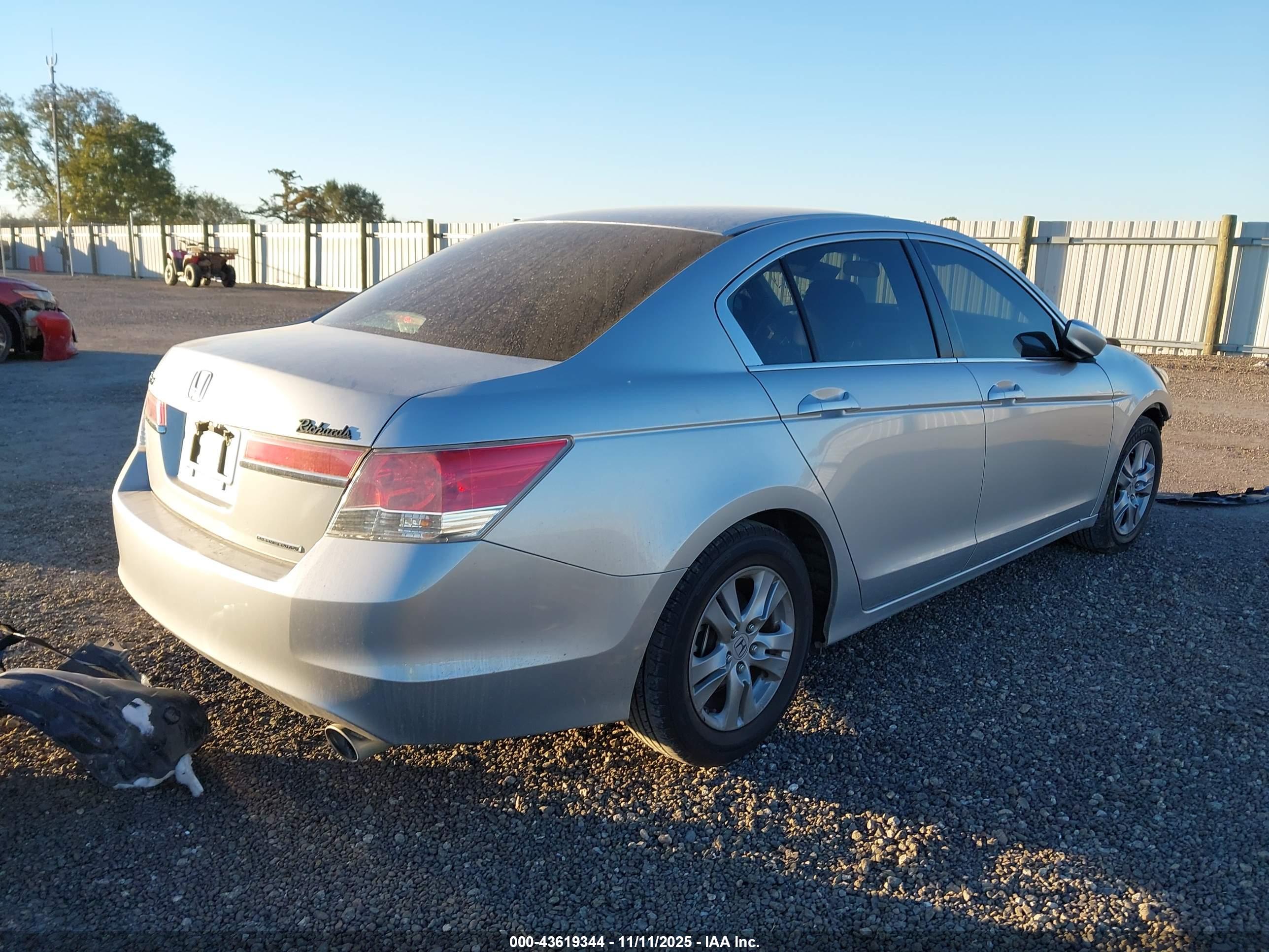 HONDA ACCORD image 4