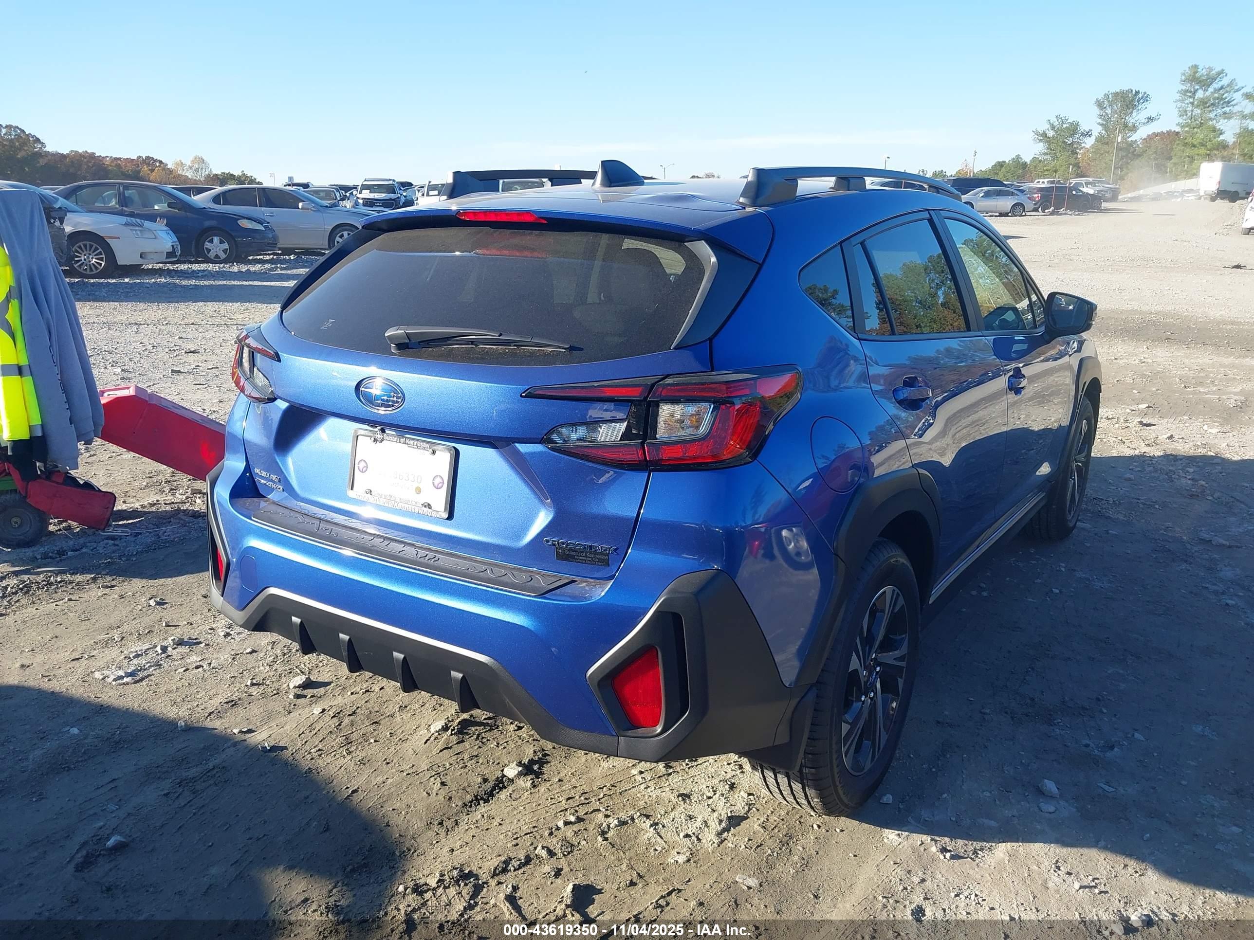 SUBARU CROSSTREK image 4