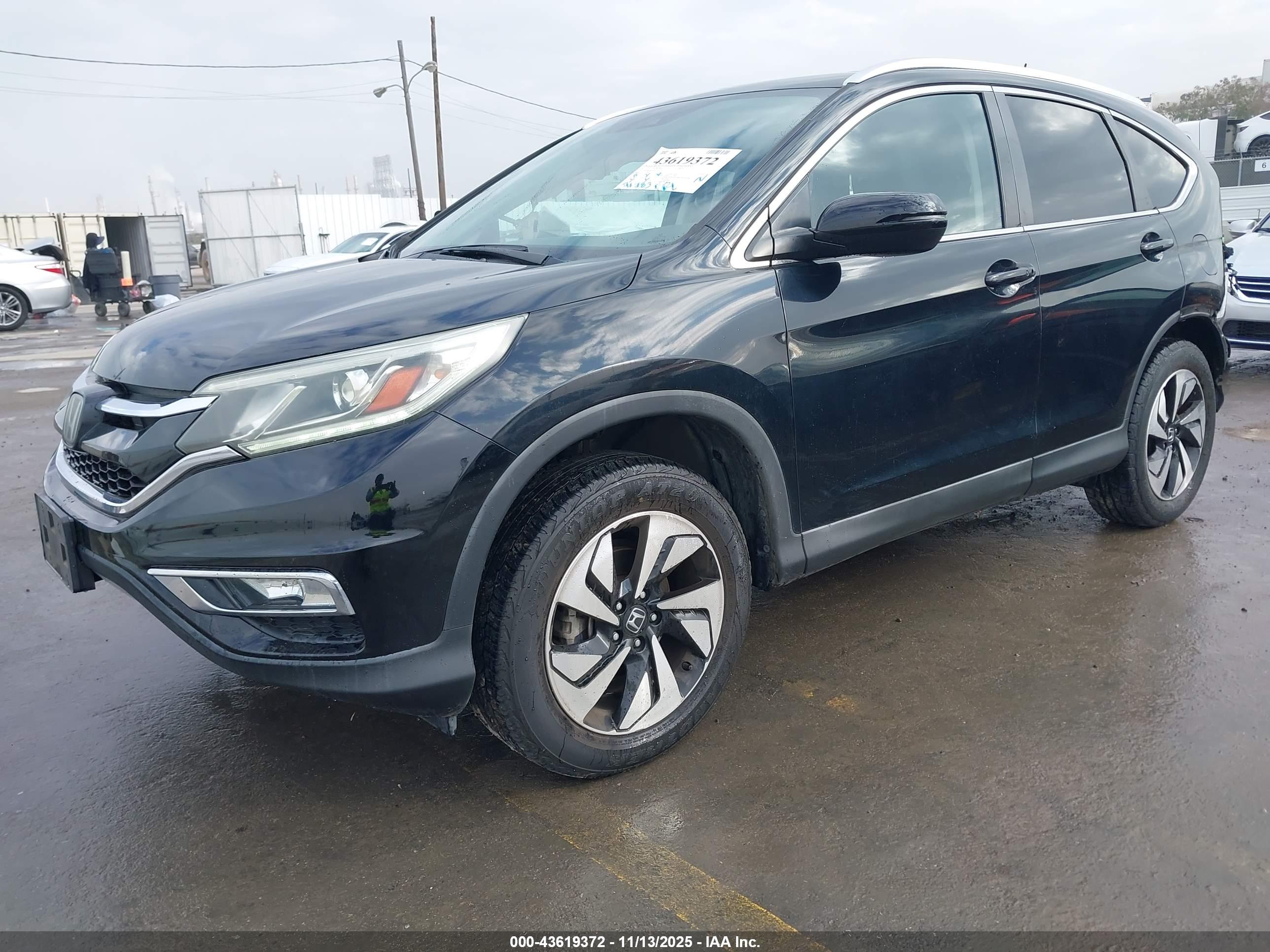HONDA CR-V image 2