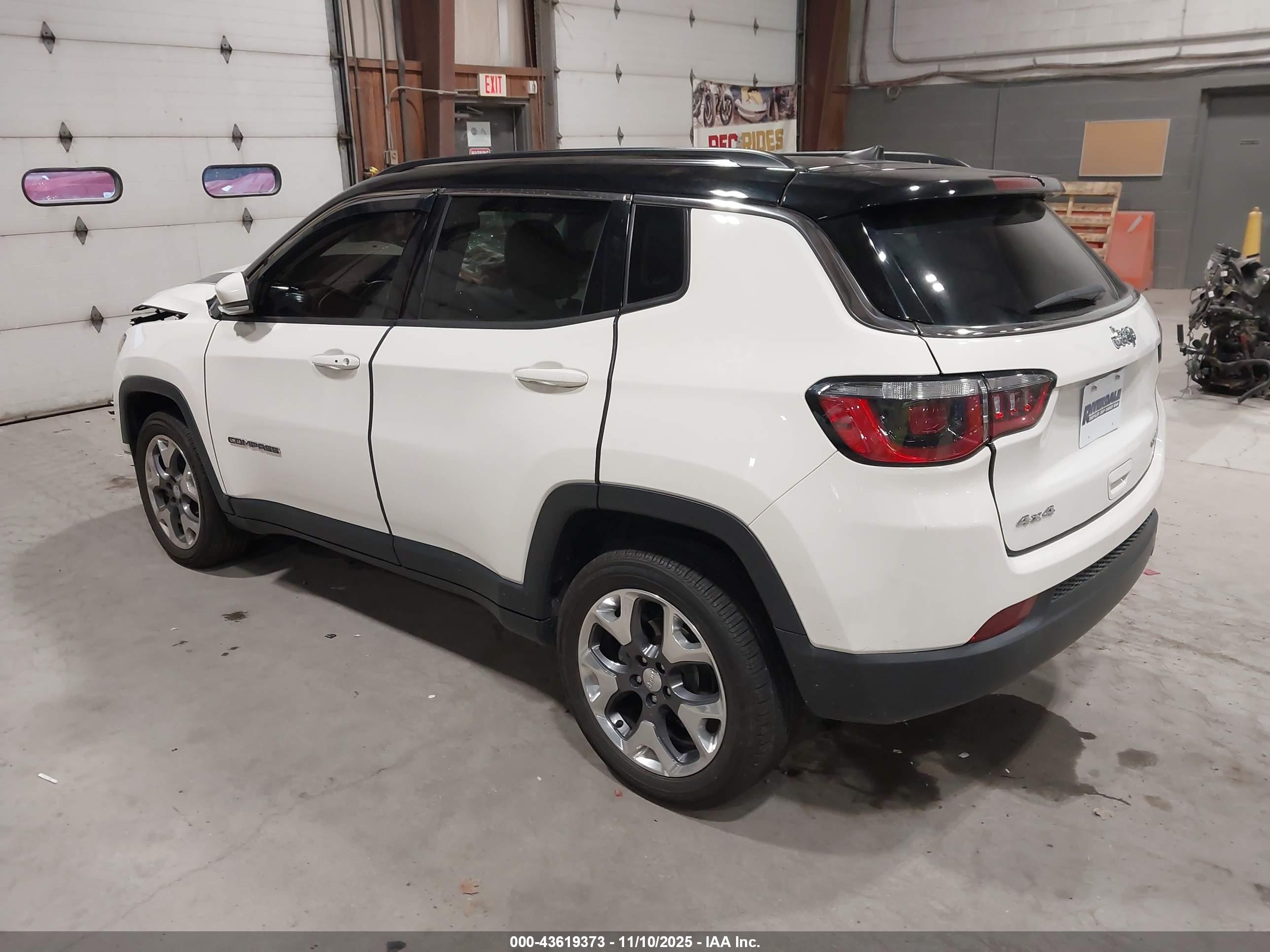 JEEP COMPASS image 3