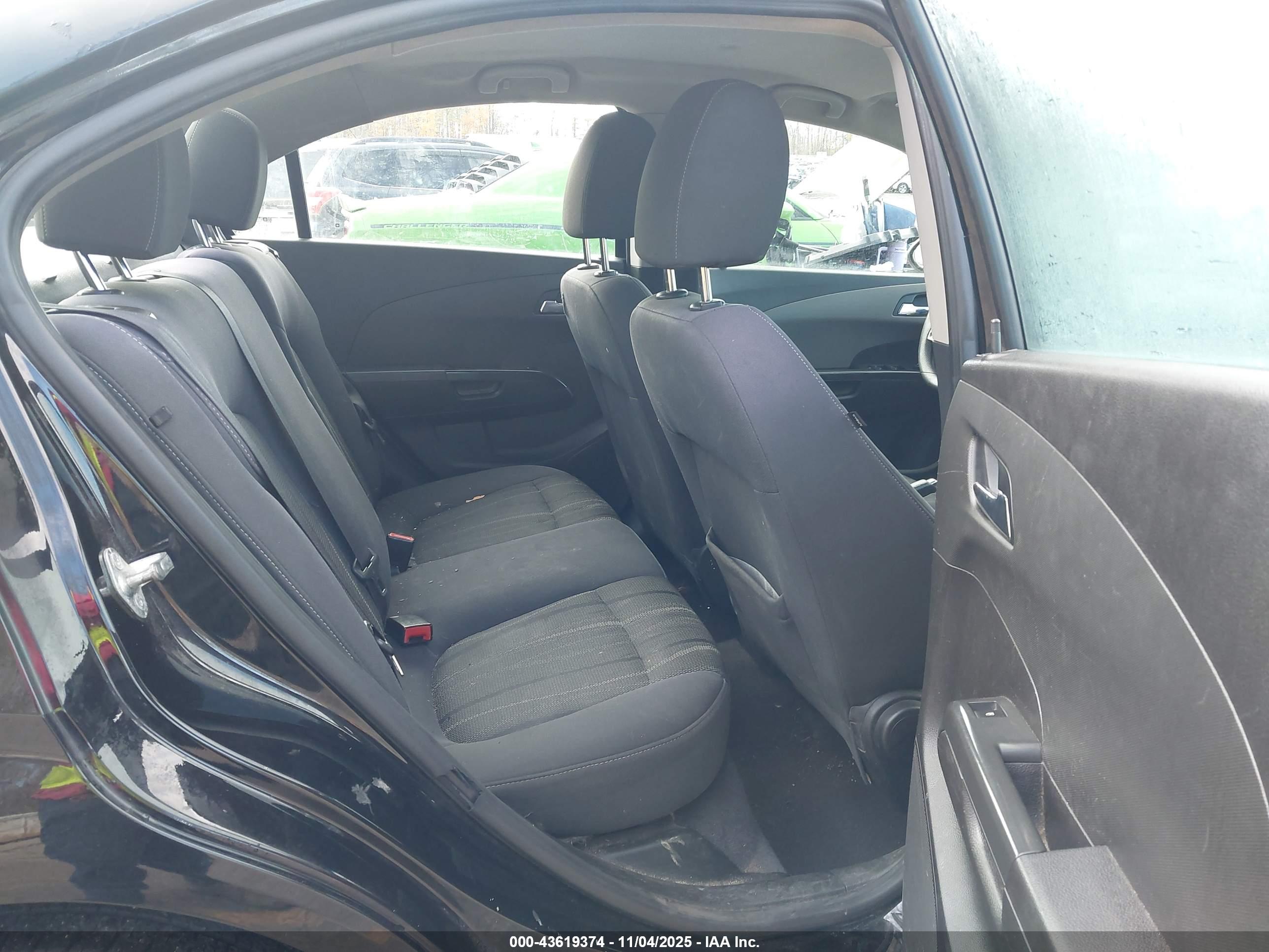 CHEVROLET SONIC image 8