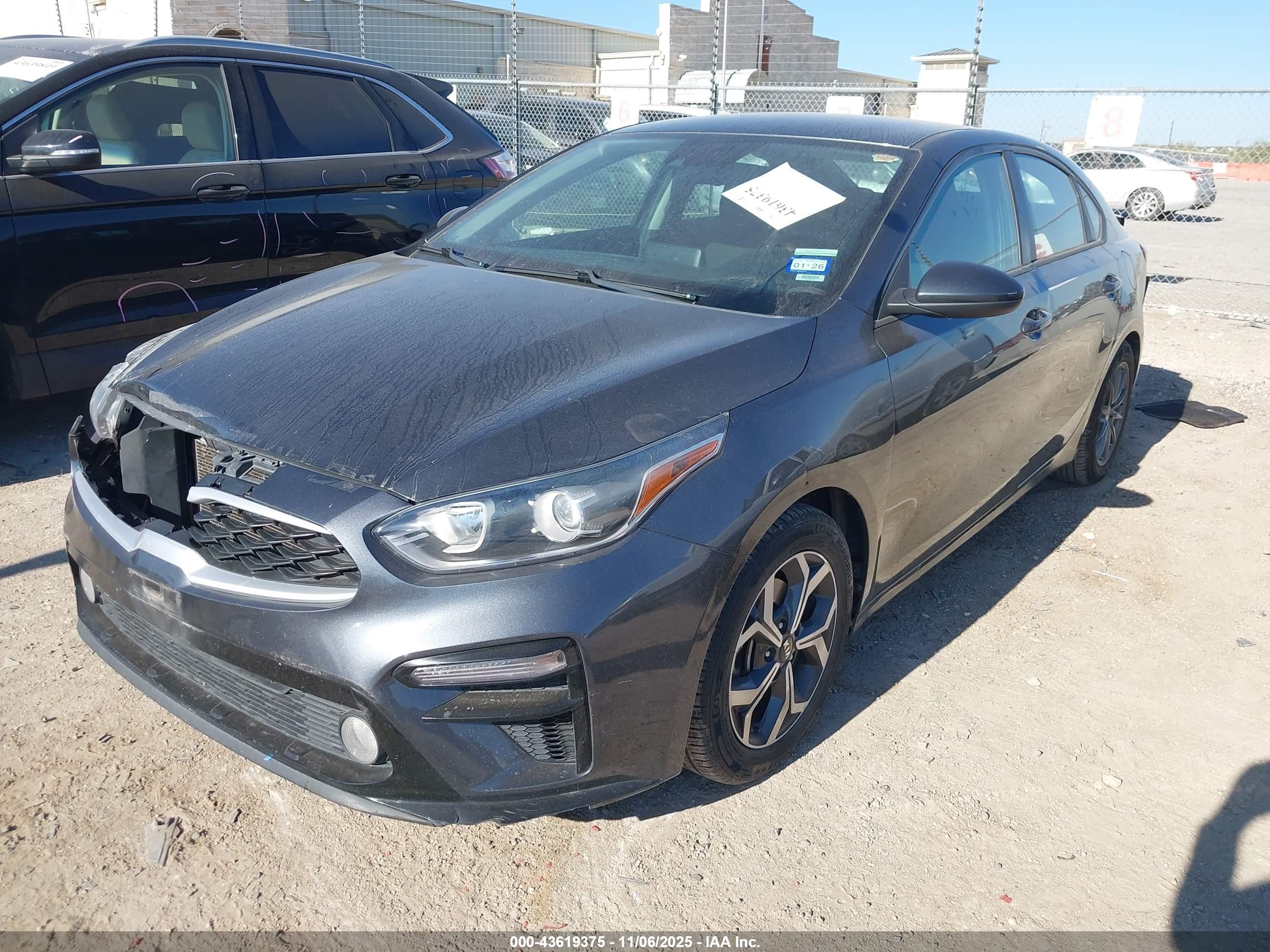 KIA FORTE image 2
