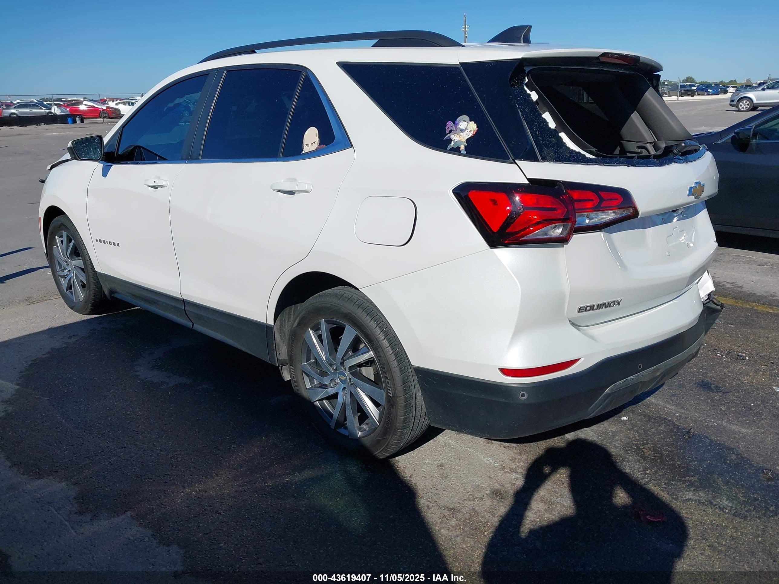 CHEVROLET EQUINOX image 3