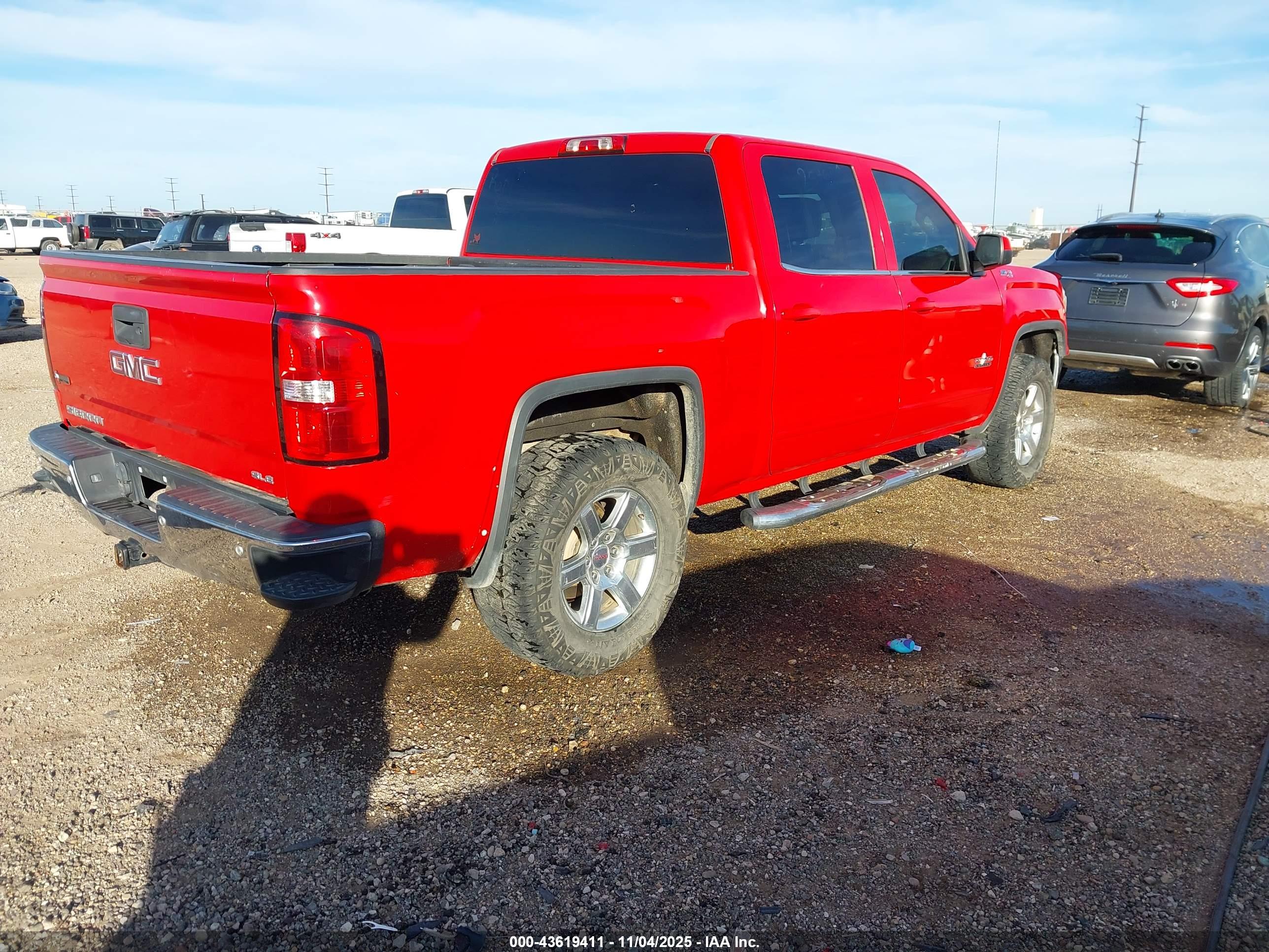 GMC SIERRA image 4
