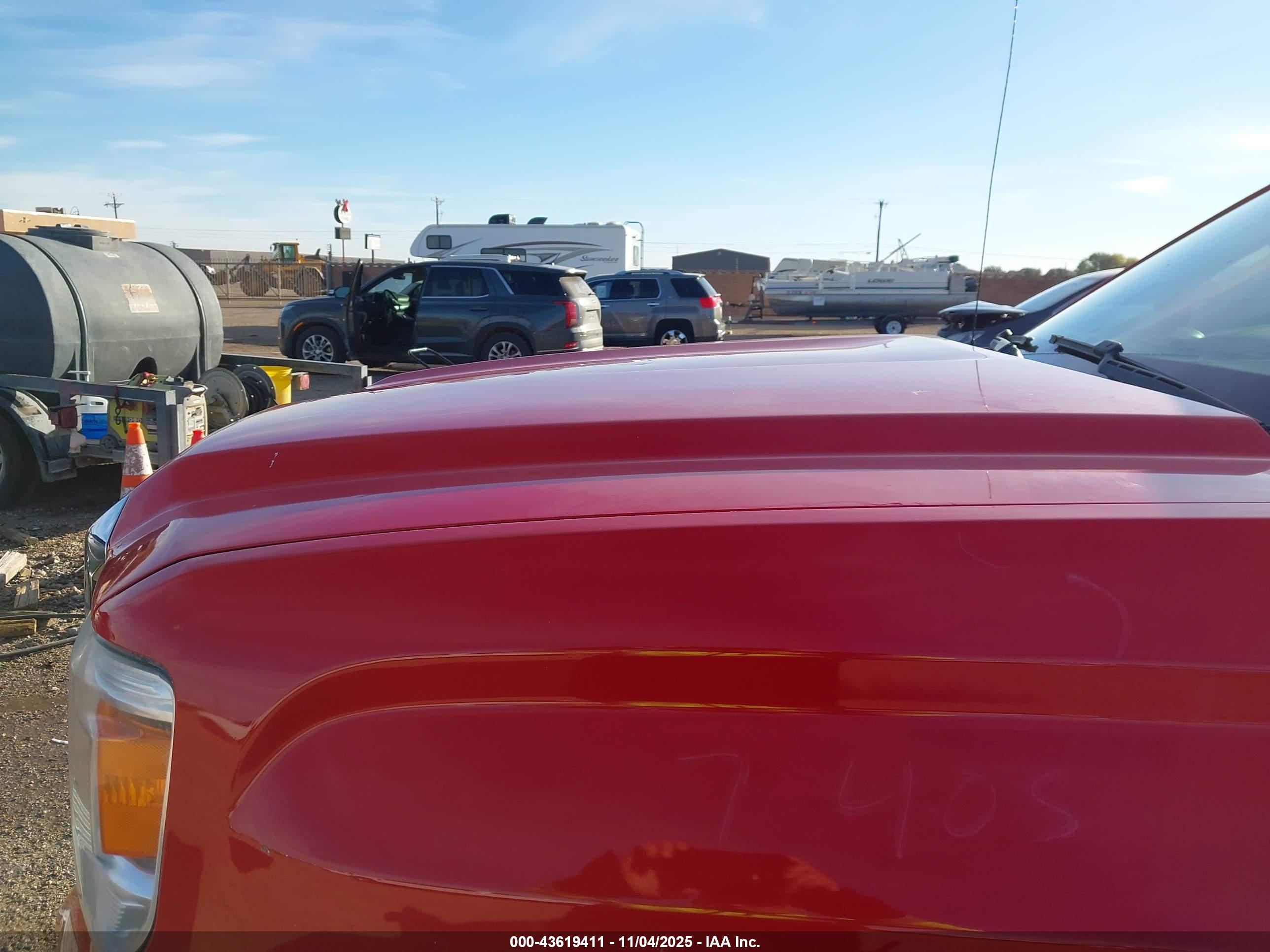 GMC SIERRA image 6