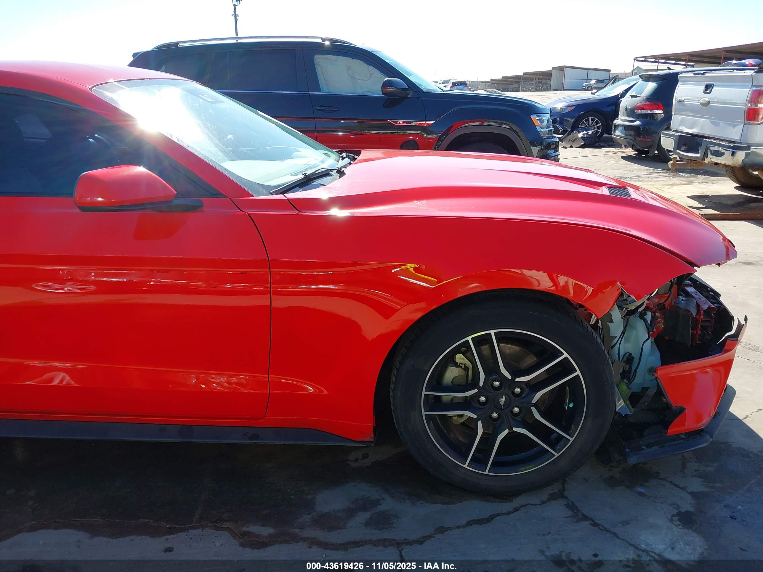 FORD MUSTANG image 6