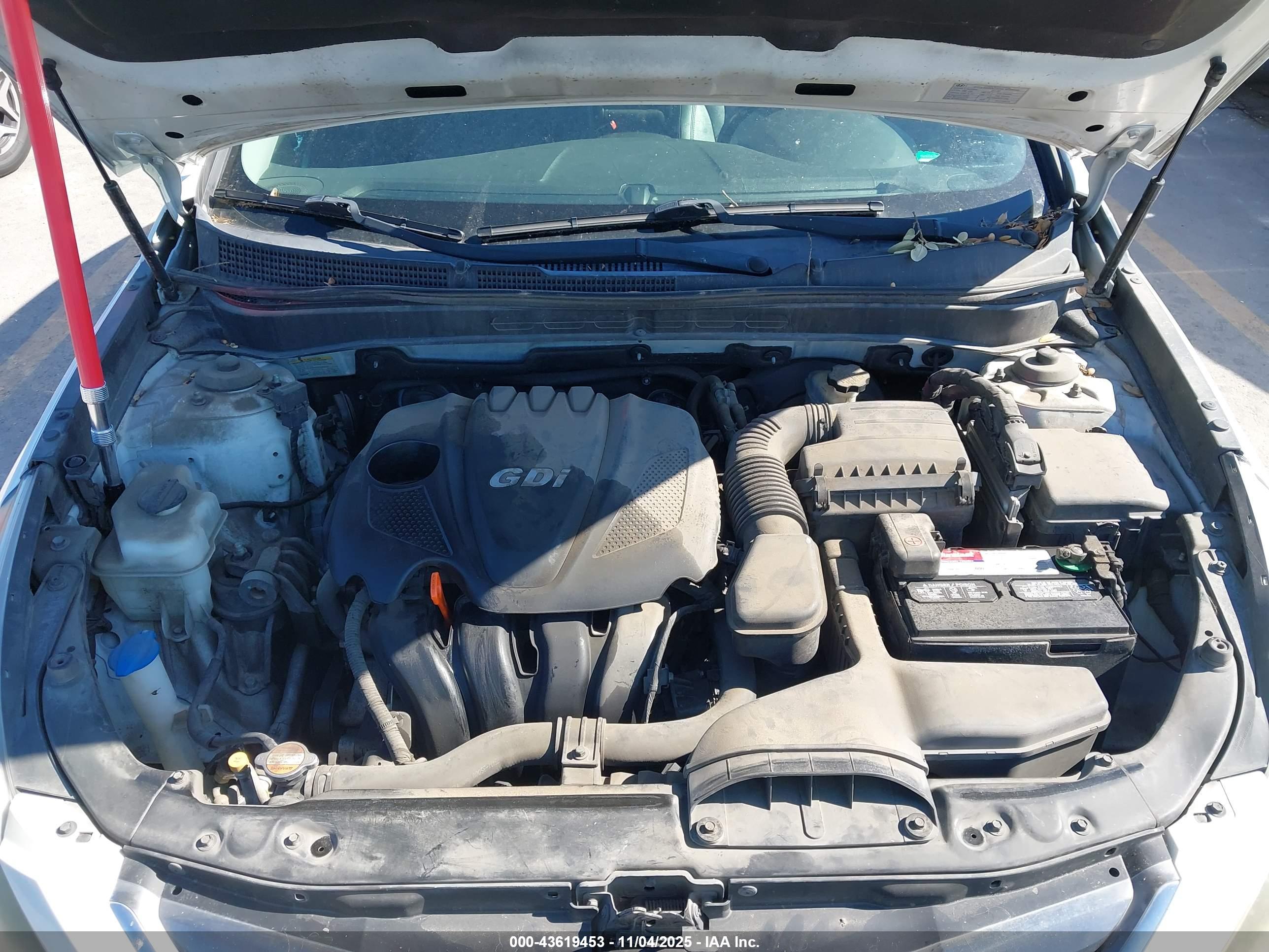 HYUNDAI SONATA image 10