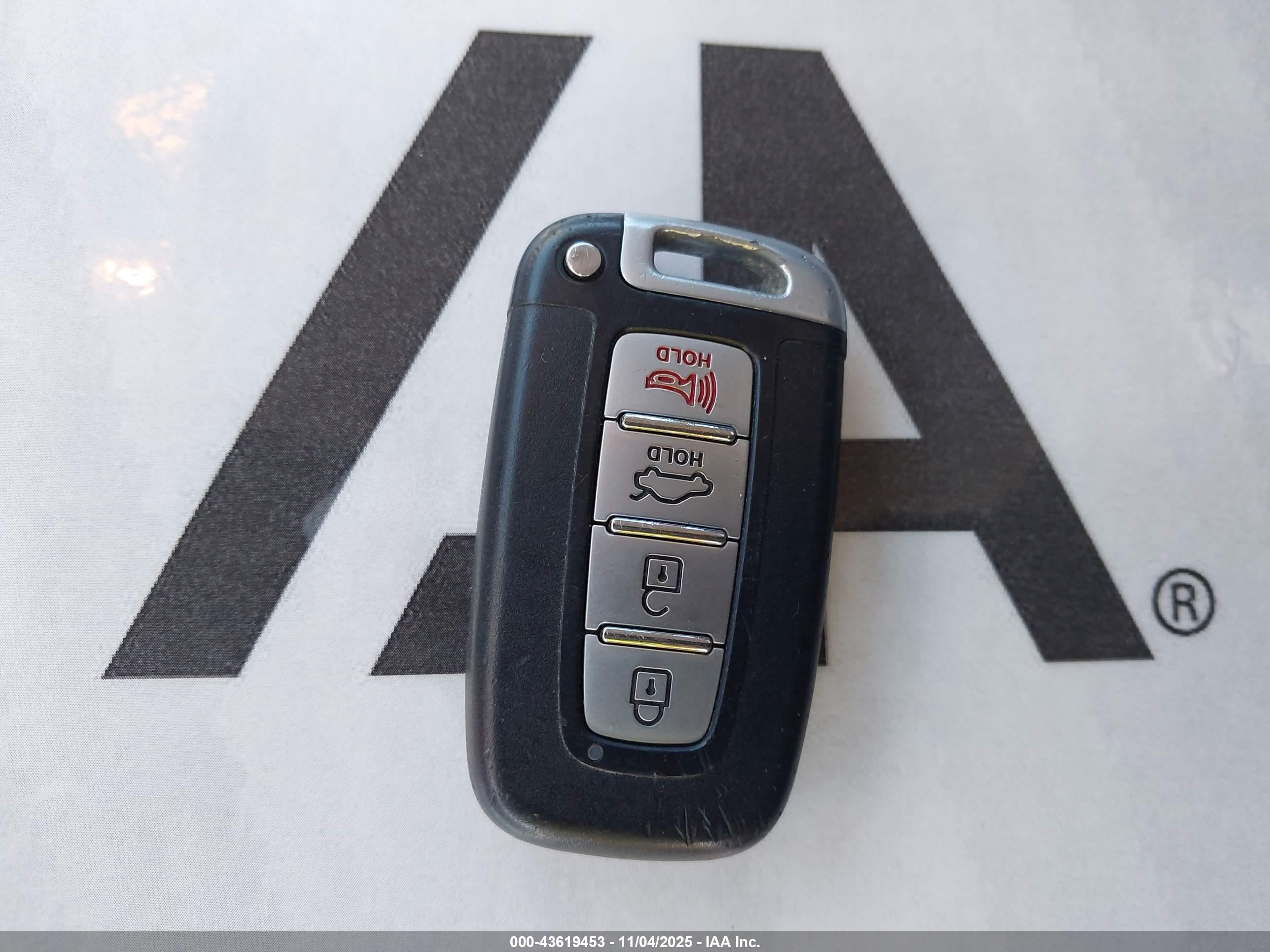 HYUNDAI SONATA image 11