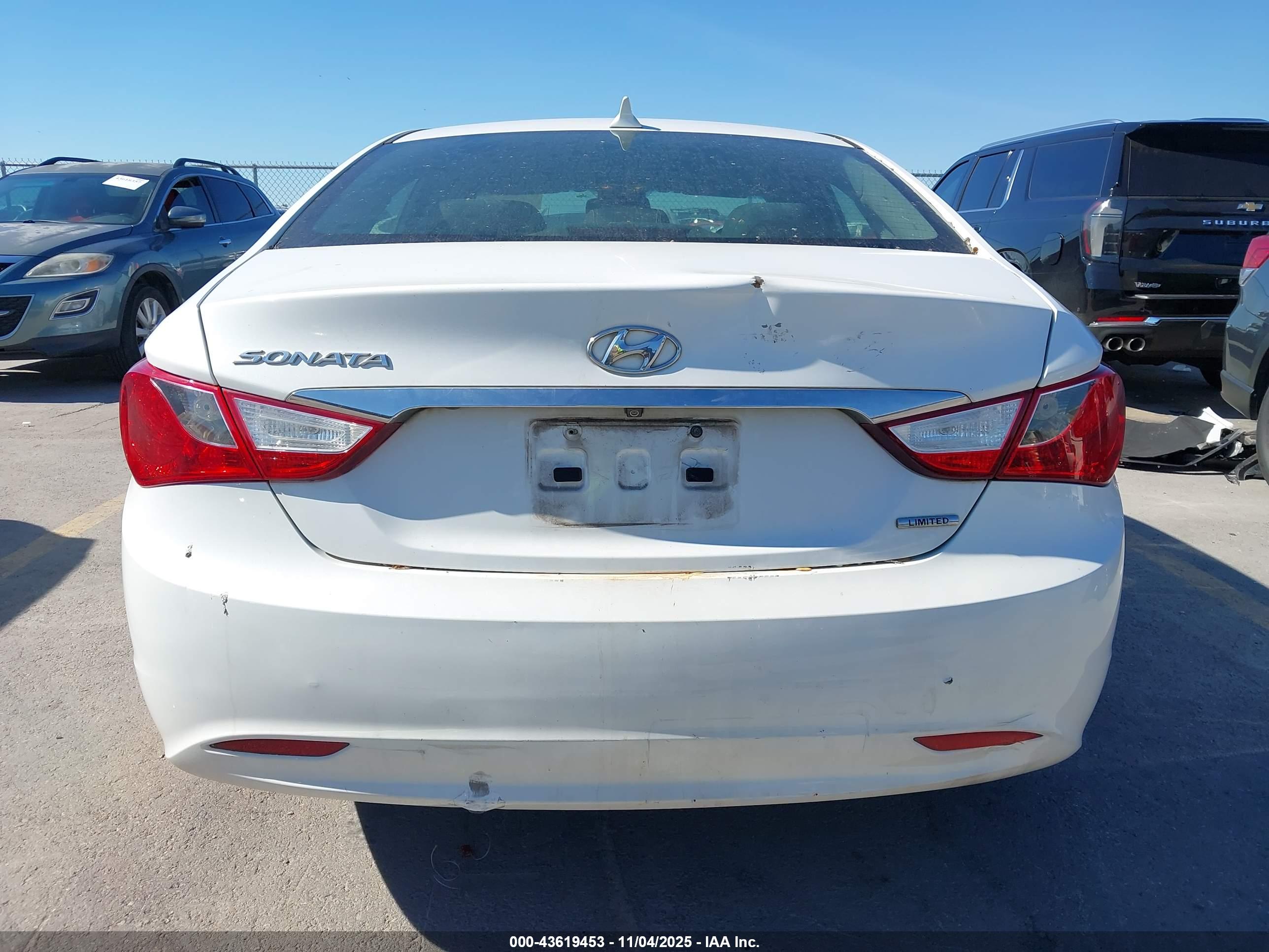 HYUNDAI SONATA image 6