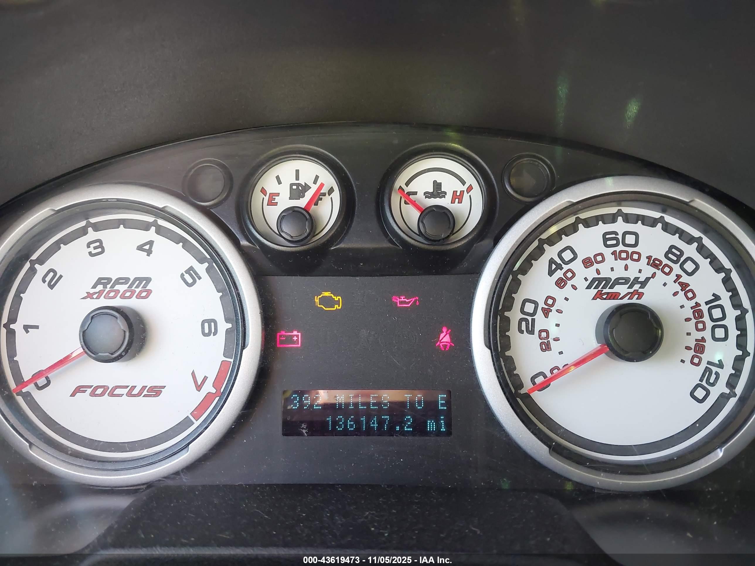 FORD FOCUS image 7