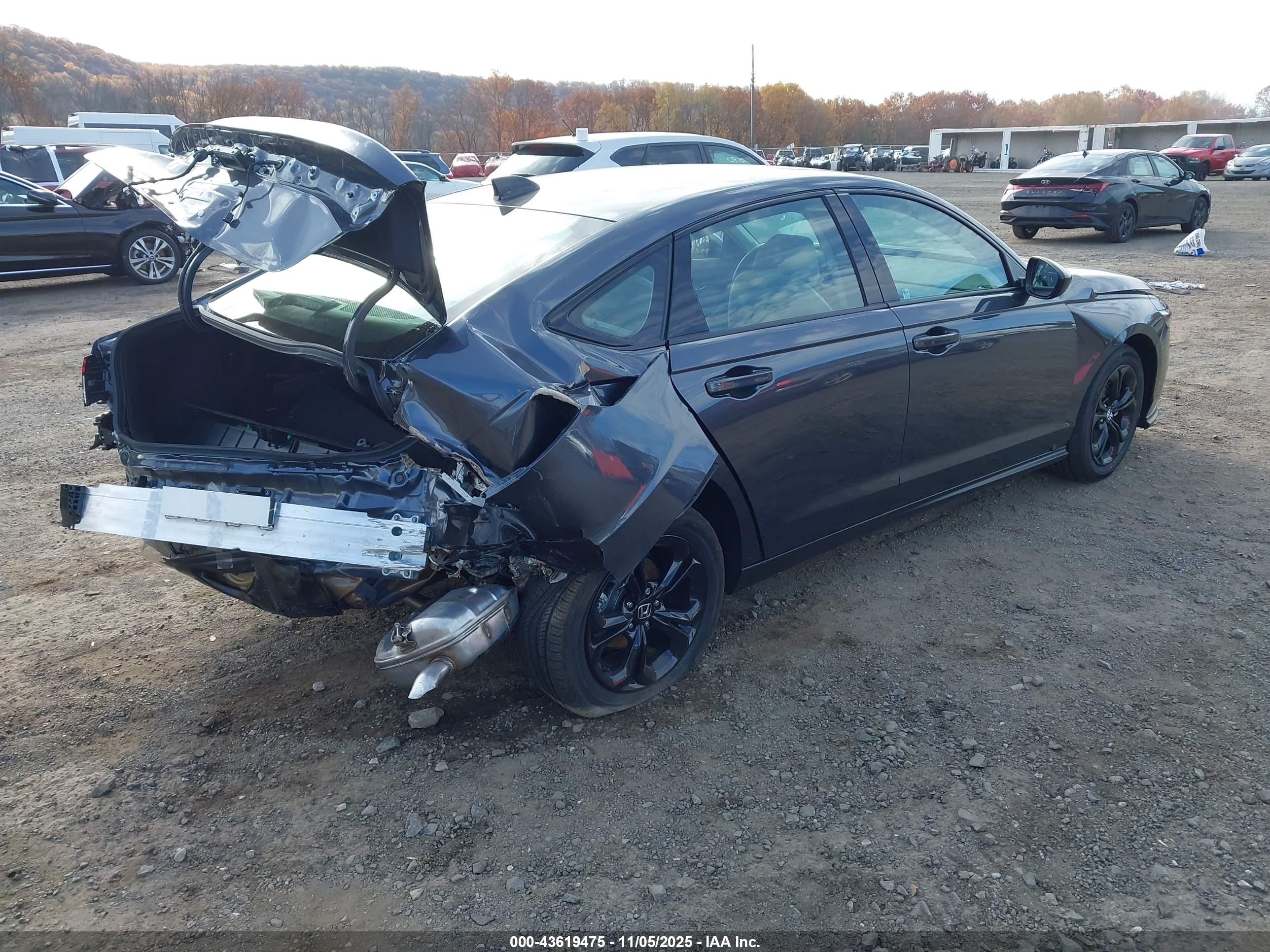HONDA ACCORD image 4
