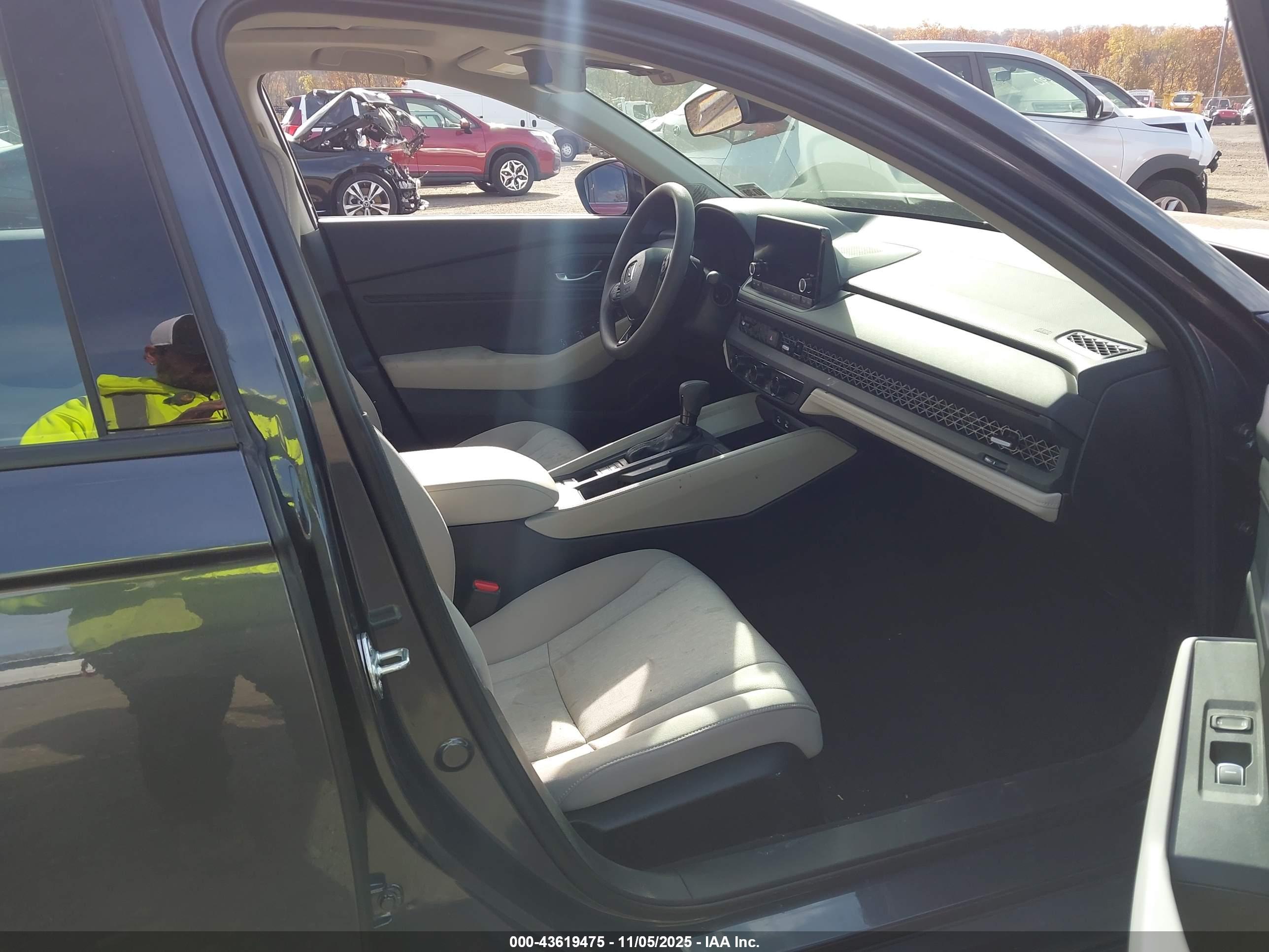 HONDA ACCORD image 5