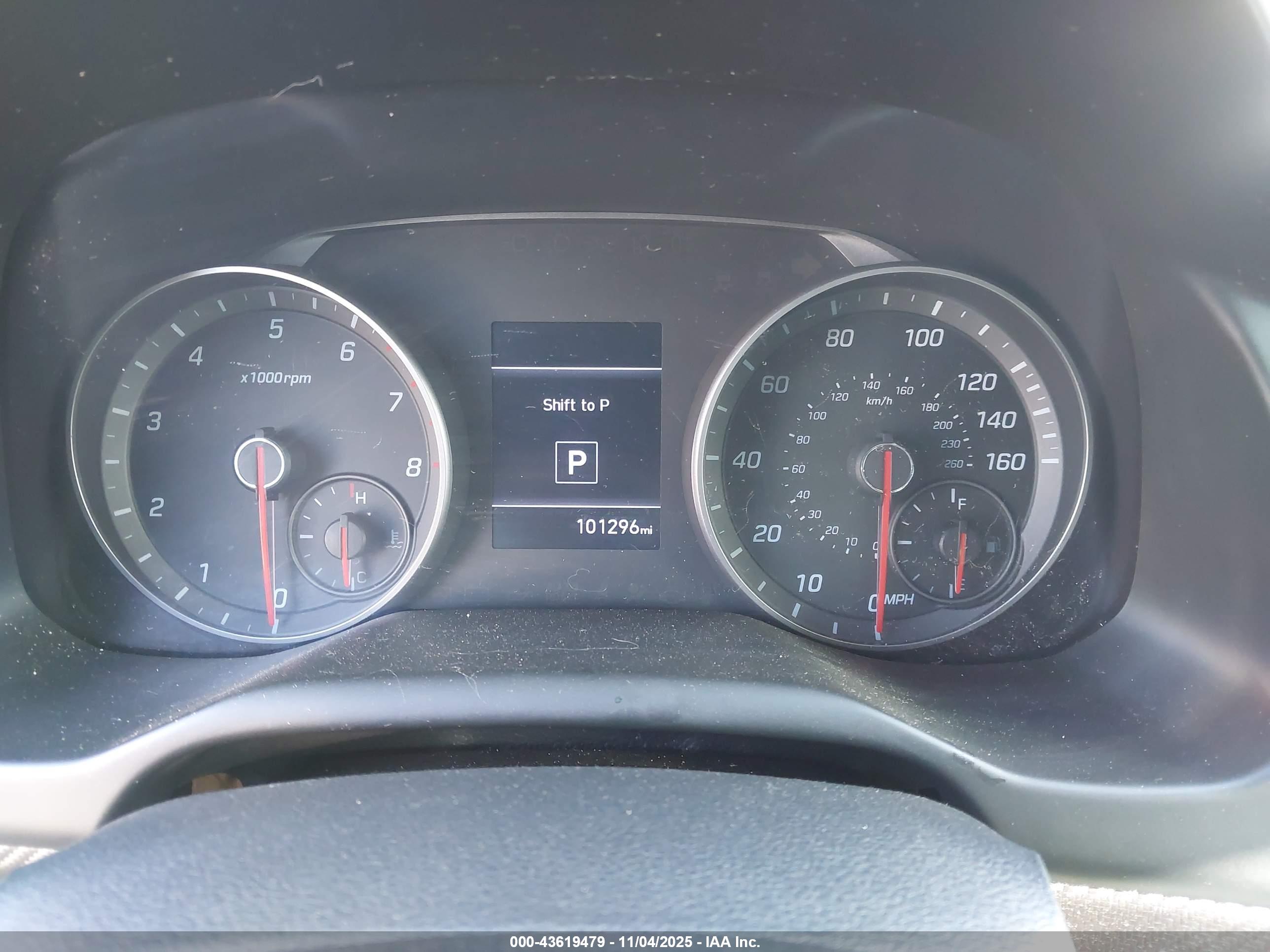 HYUNDAI ELANTRA image 7