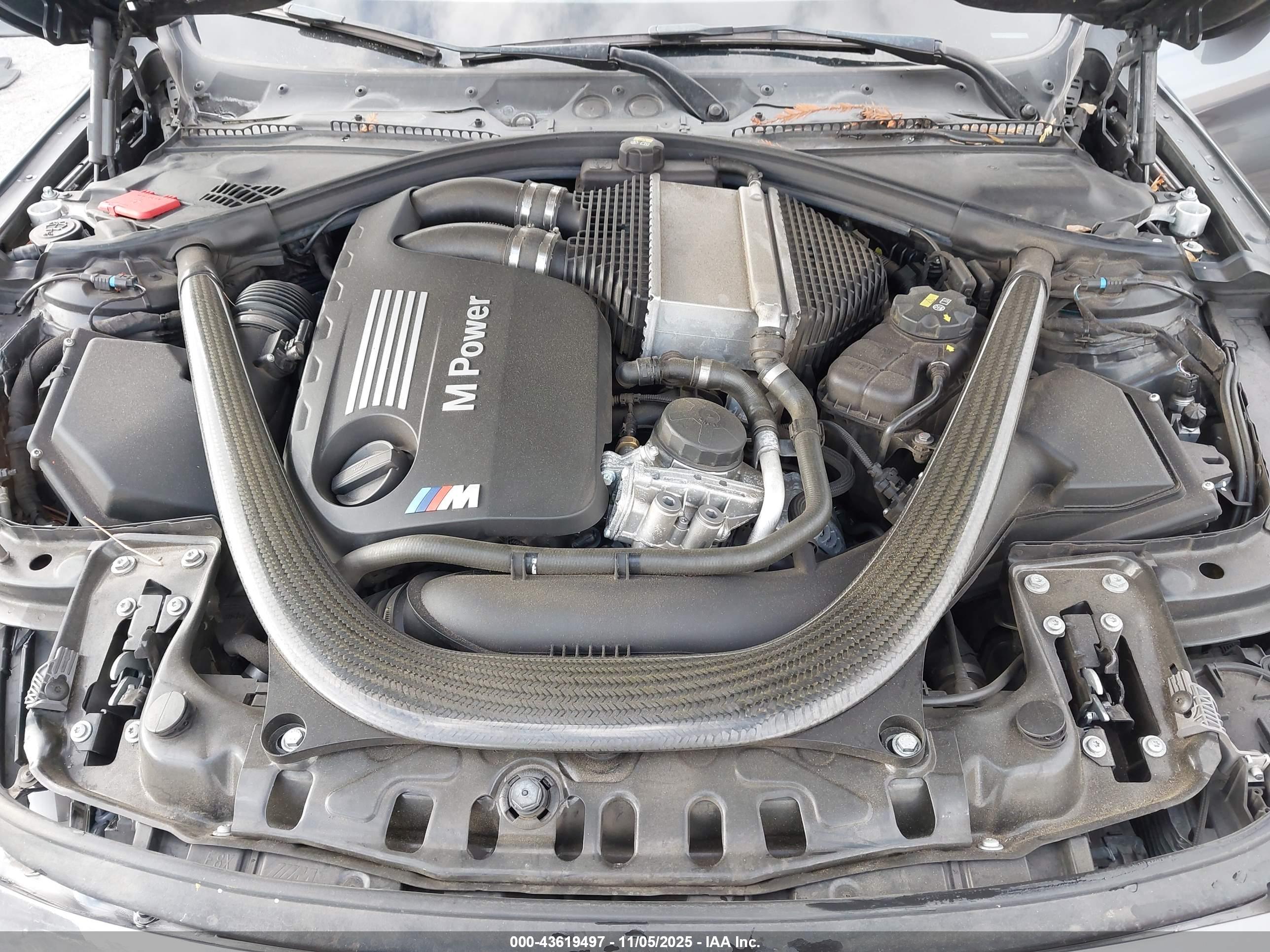 BMW M4 image 10