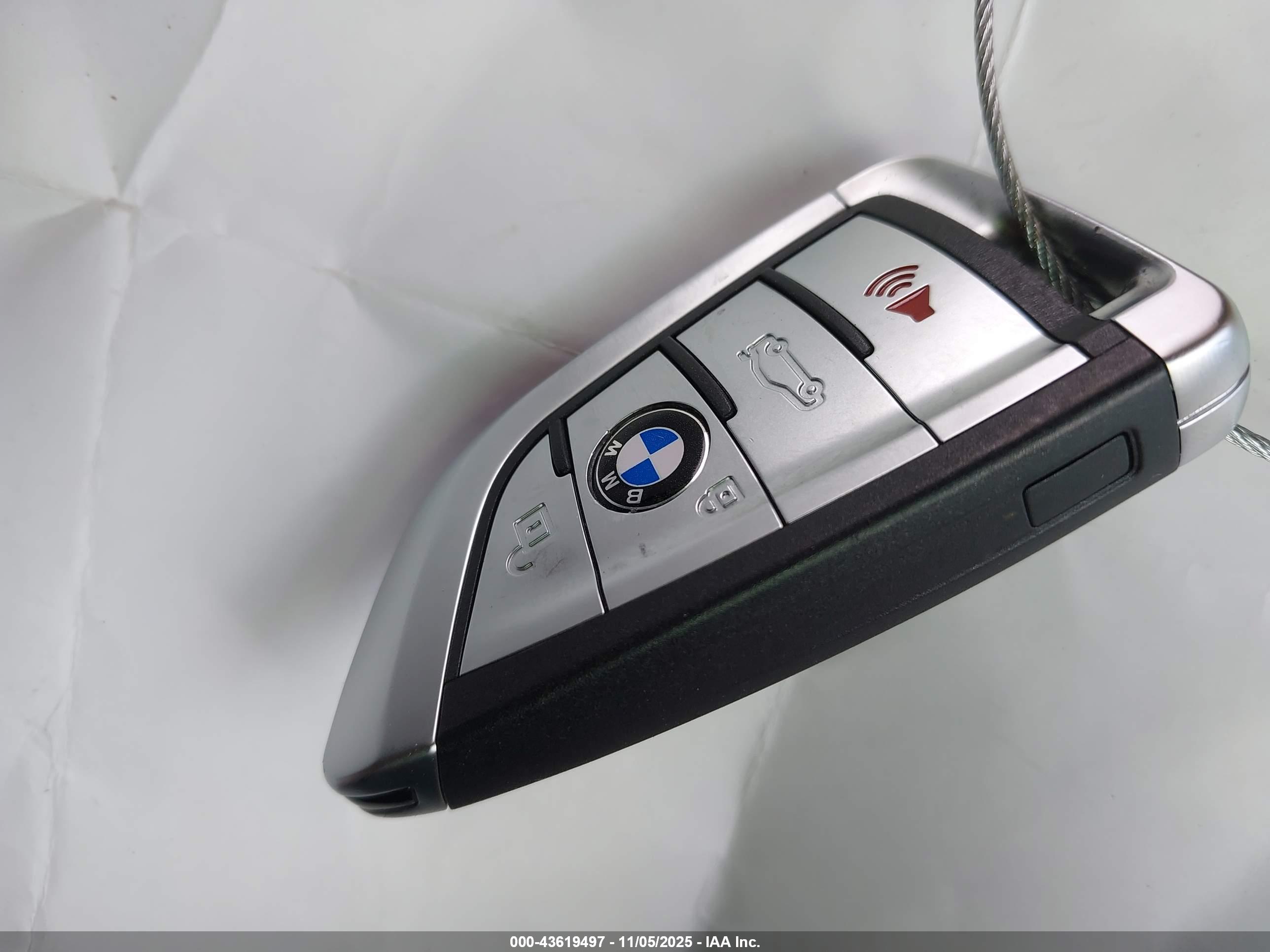 BMW M4 image 11