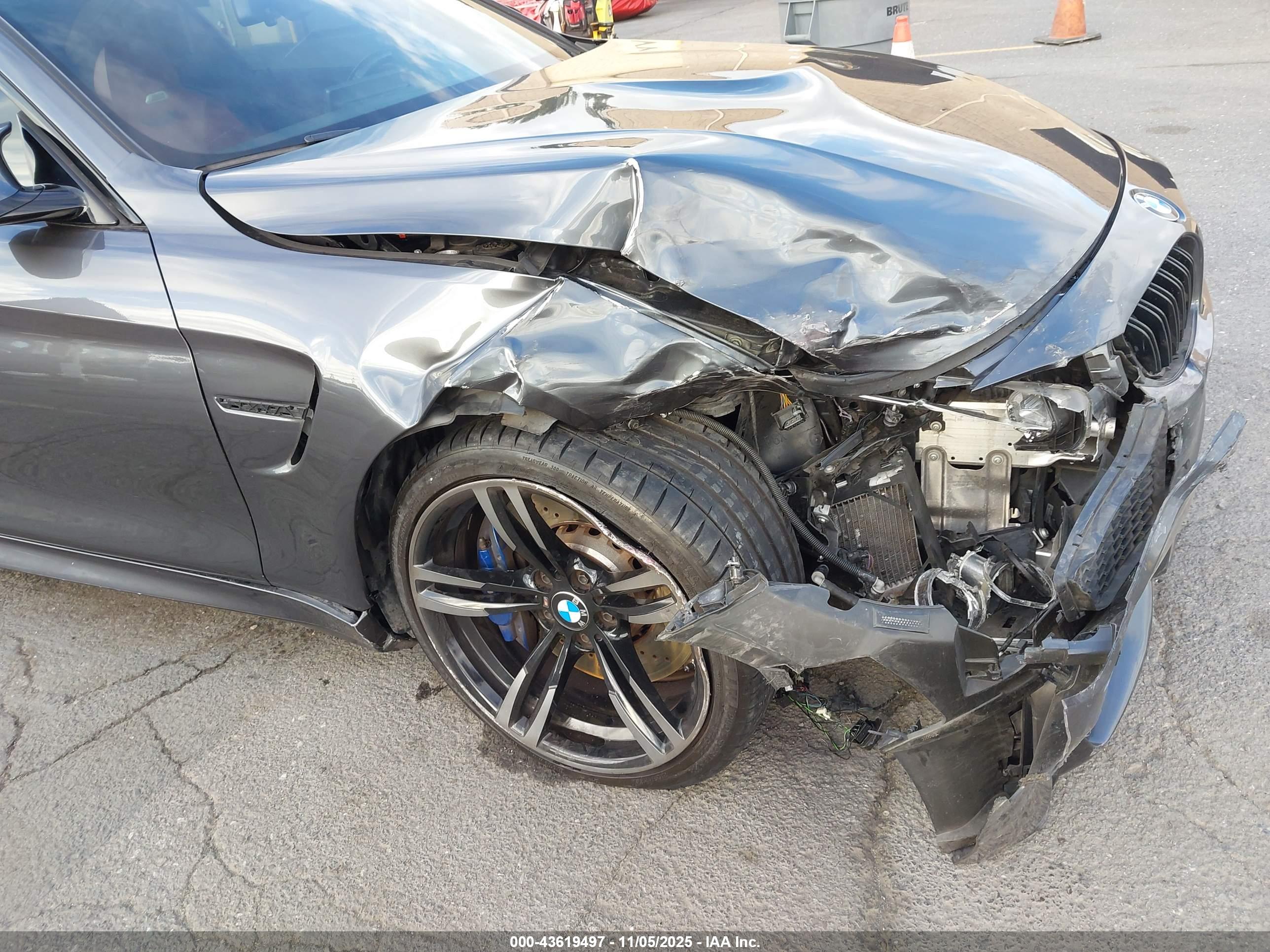 BMW M4 image 6