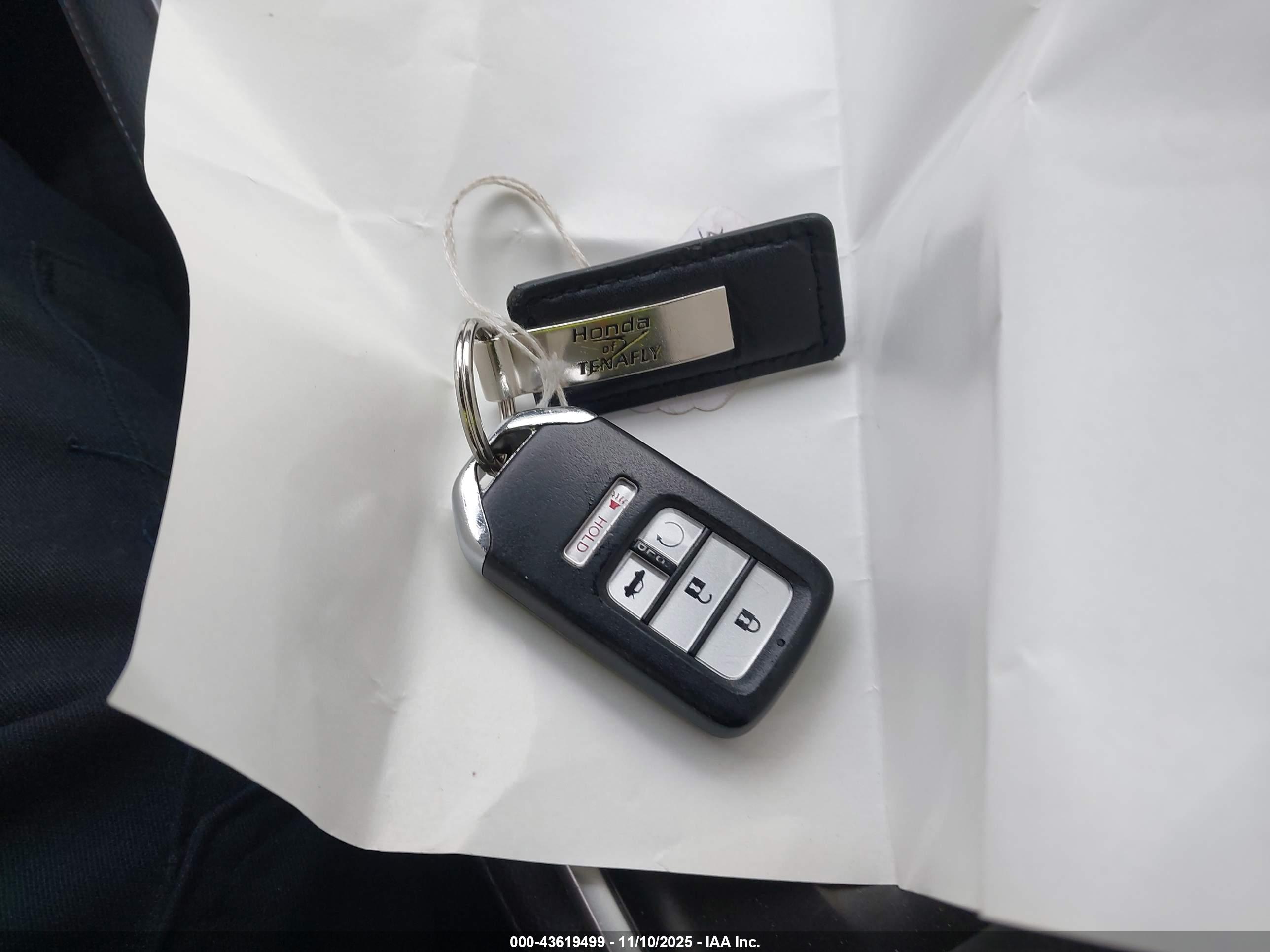 HONDA ACCORD image 11