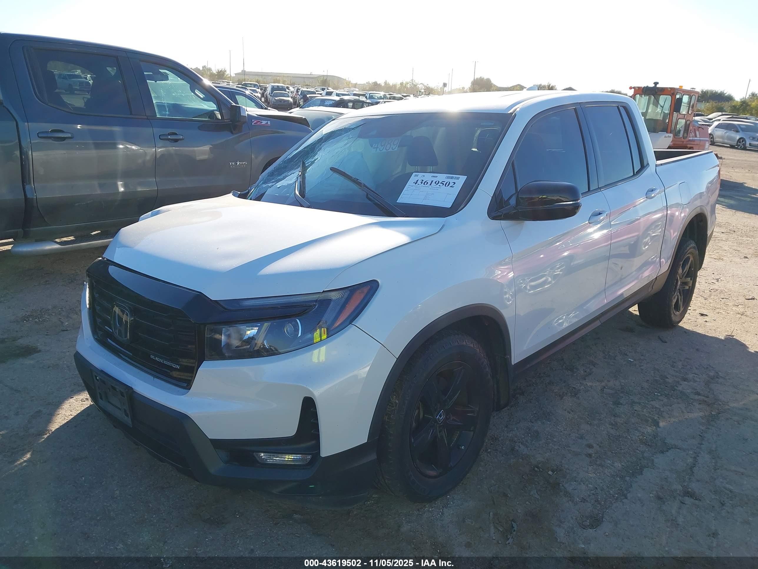 HONDA RIDGELINE image 2